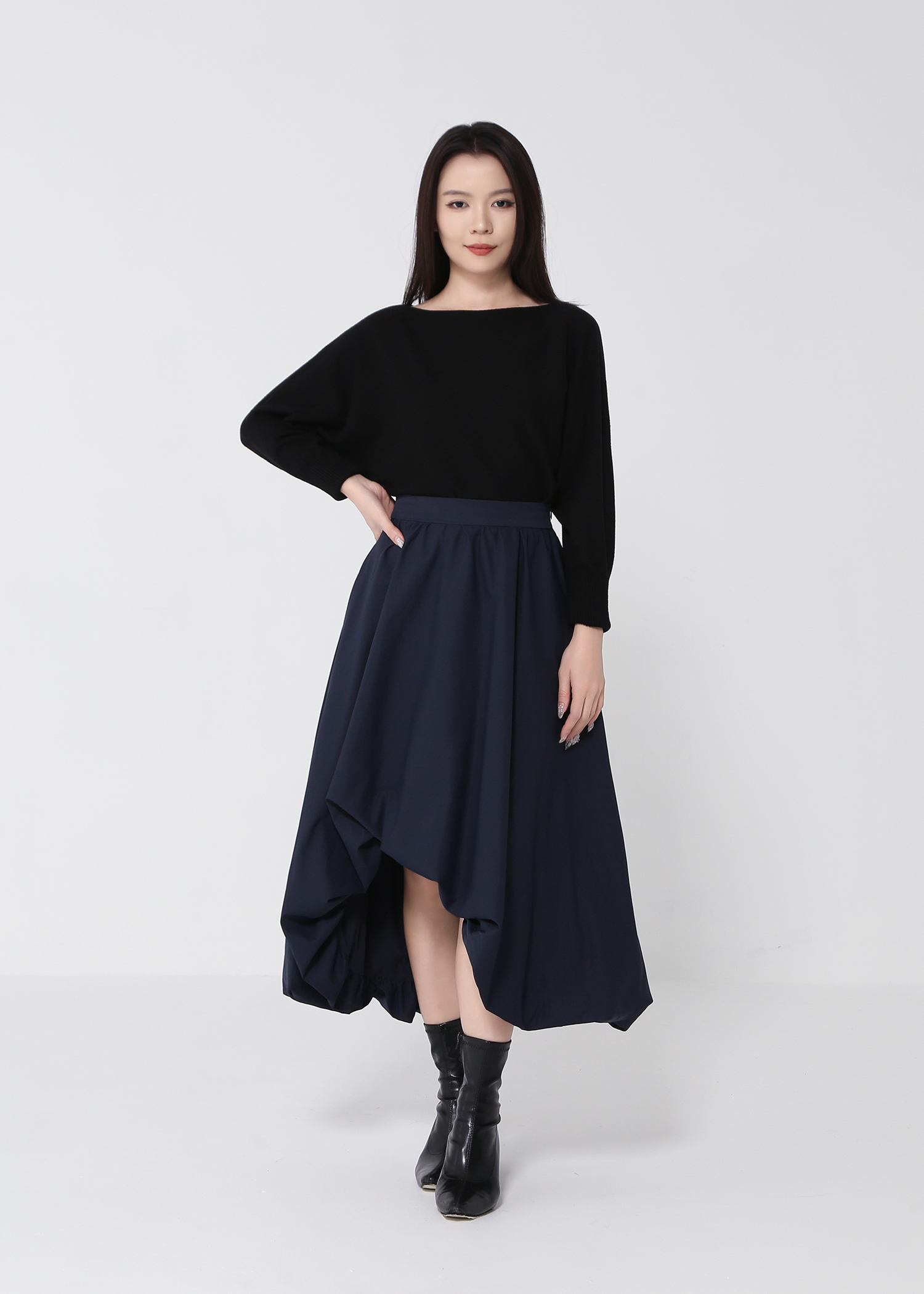 Sloping Long Sleeve Top 49184