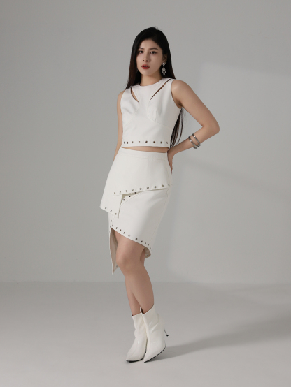 Sleeveless Fake Two Piece Top AC160