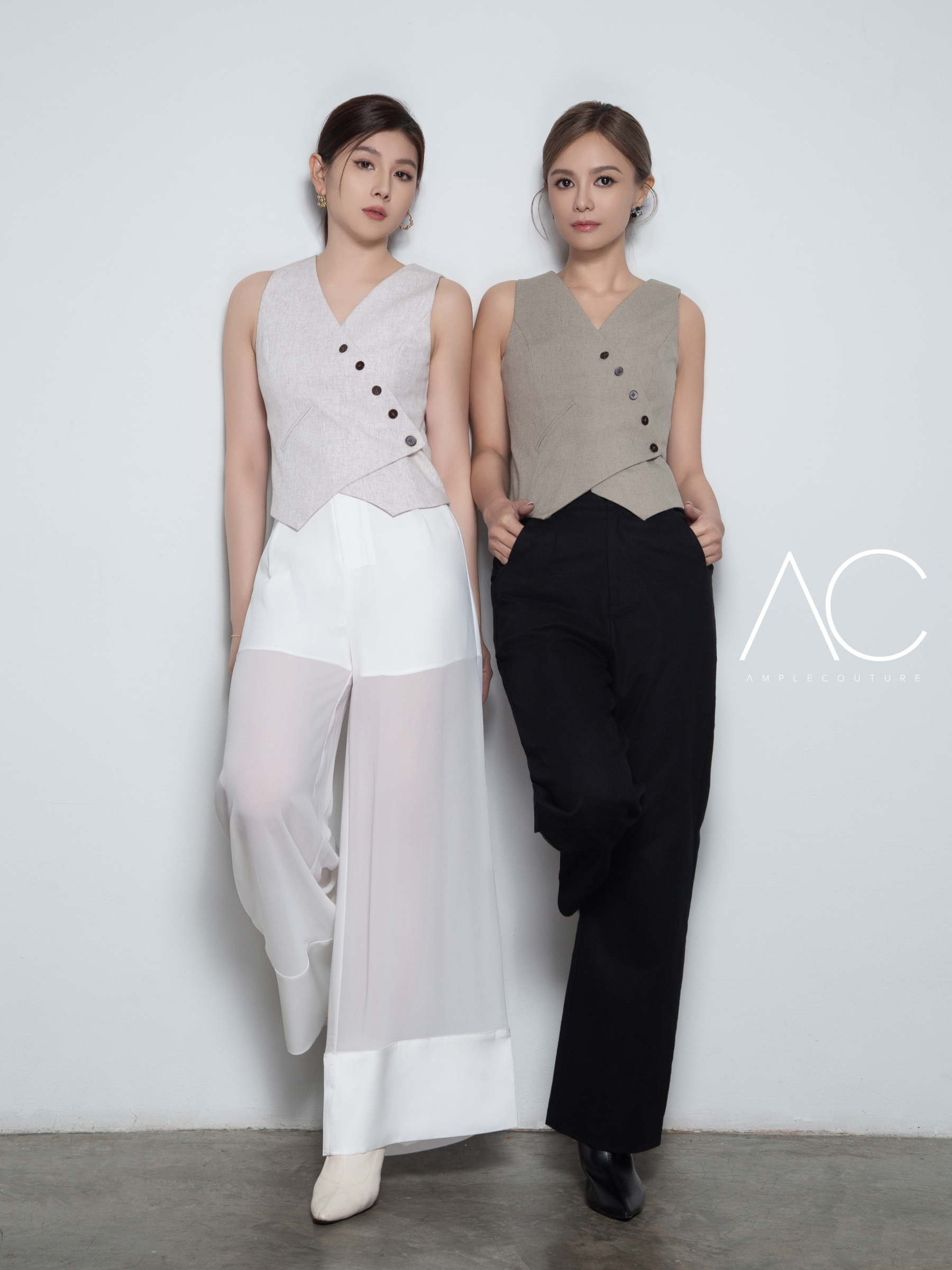 Sleeveless Sling Button Top AC208