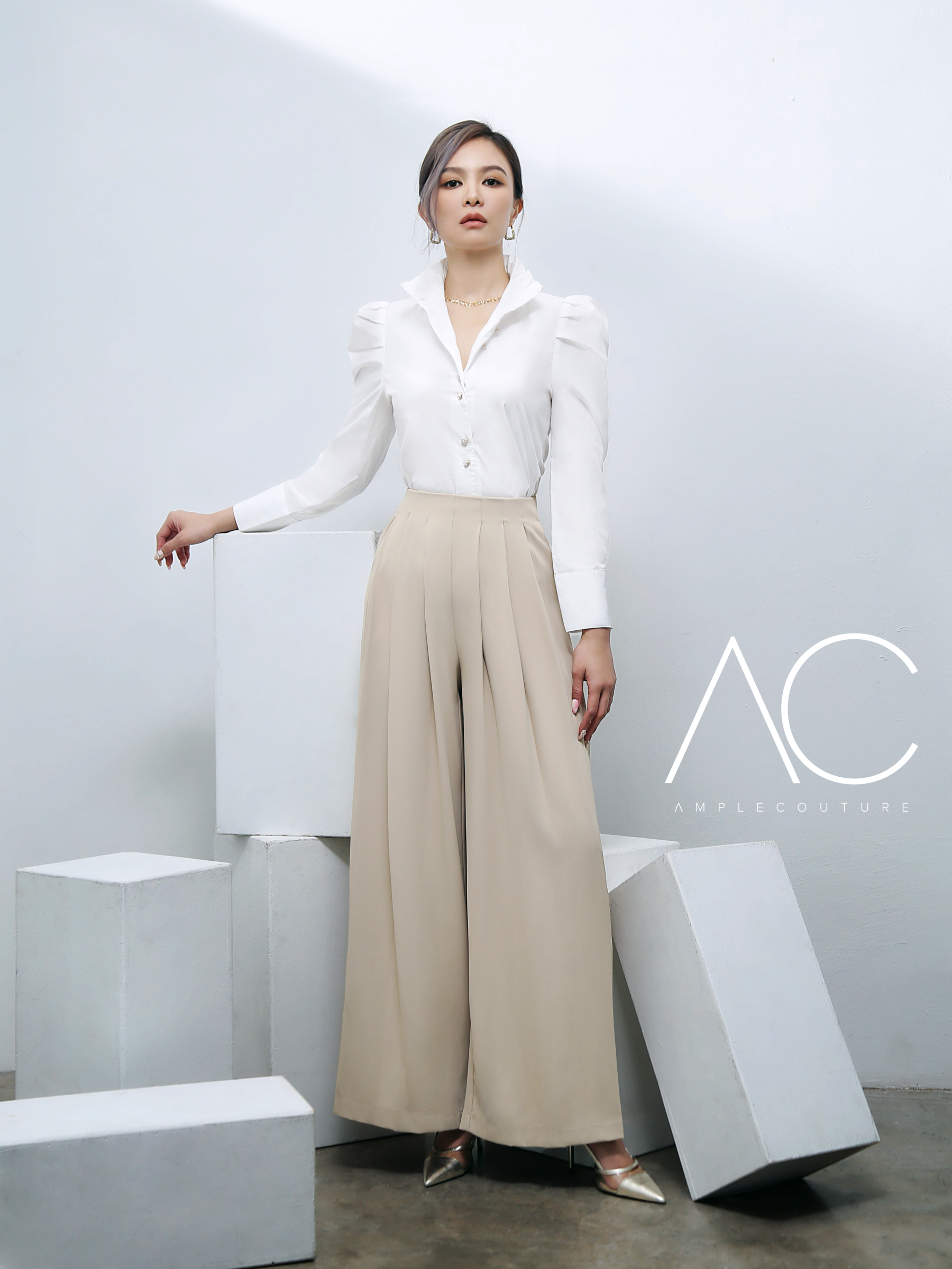 Back Zip Pleated Long Pant AC434