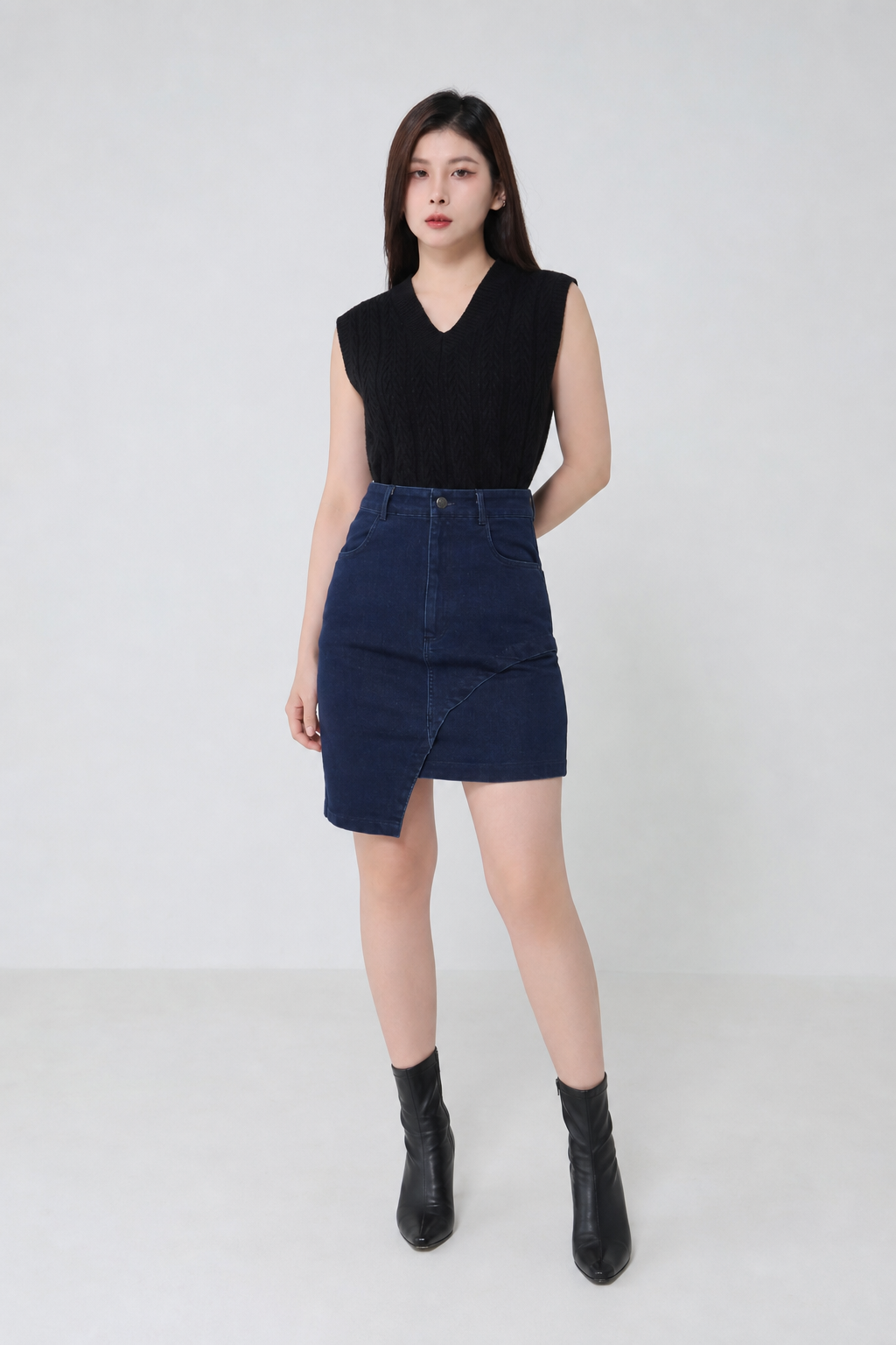 Knitted V Neck Sleeveless Top 18547