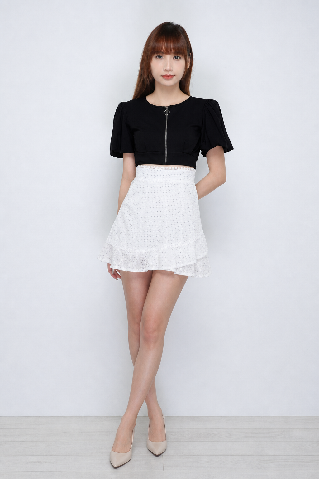 Round Neck Front Zip Puff Sleeve Top 
