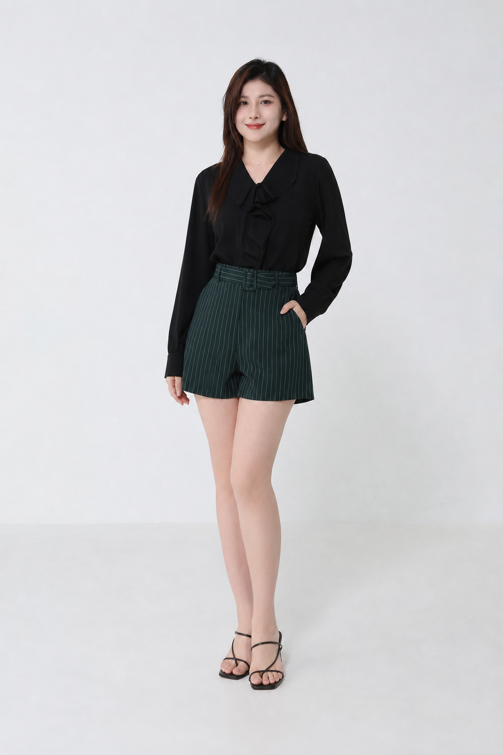 Stripe Short Pants With Belt 