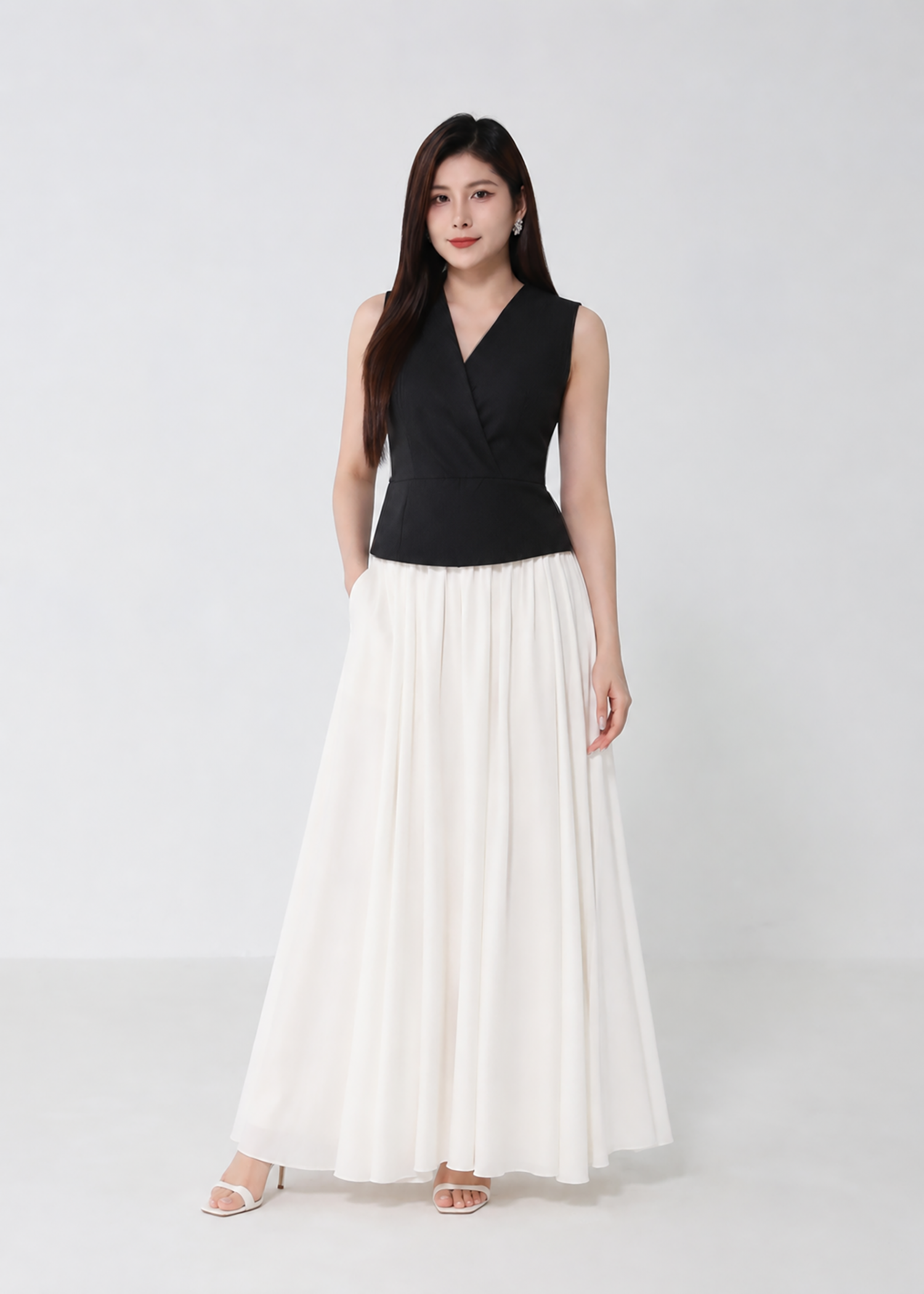Wrap V-Neck Sleeveless Top DJ281