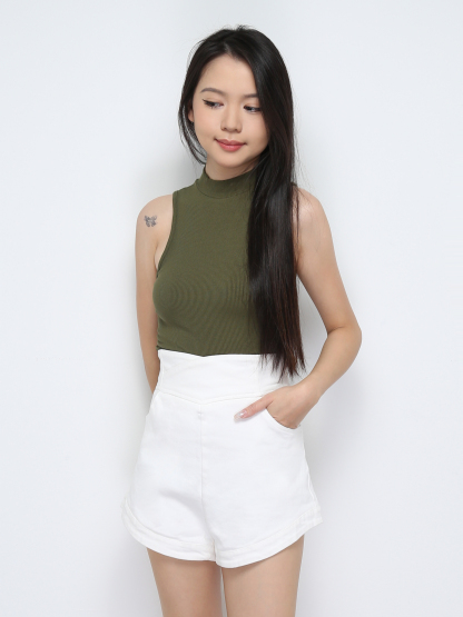 Sleeveless High Neck Top 30341