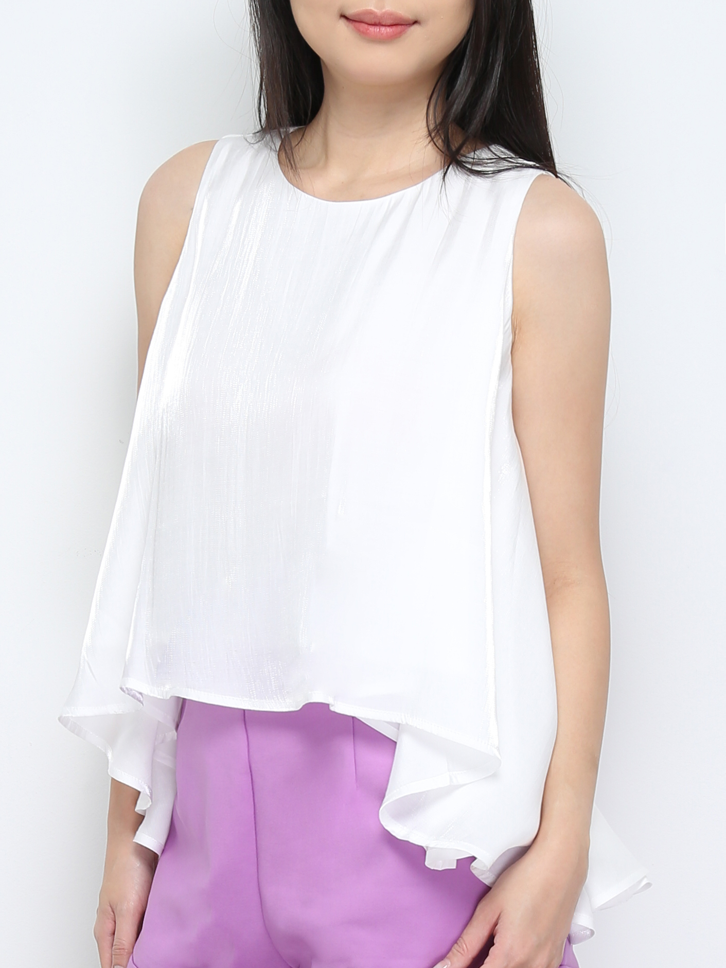 Sleeveless Front Short Back Long Top 30347