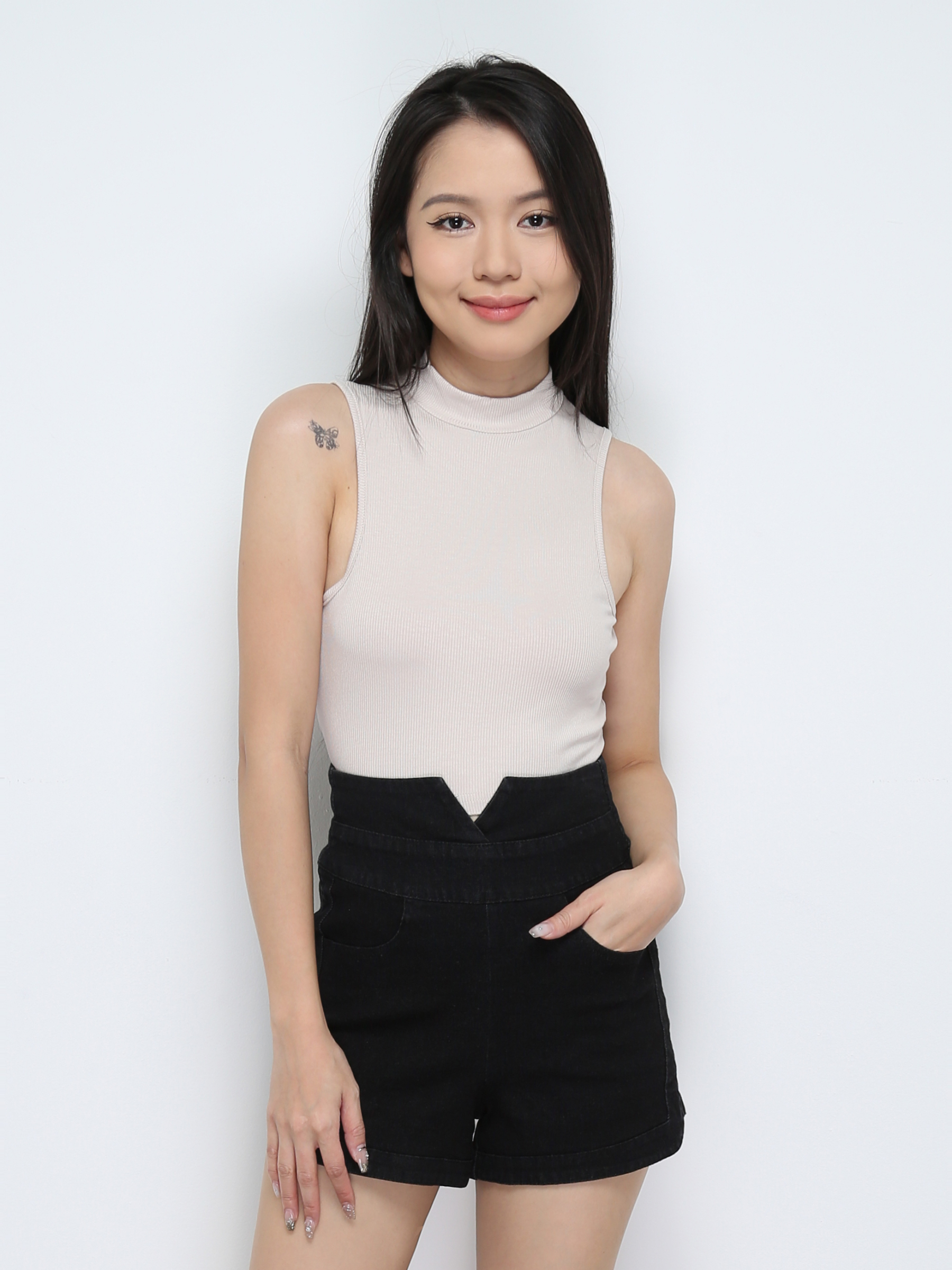 Sleeveless High Neck Top 30341