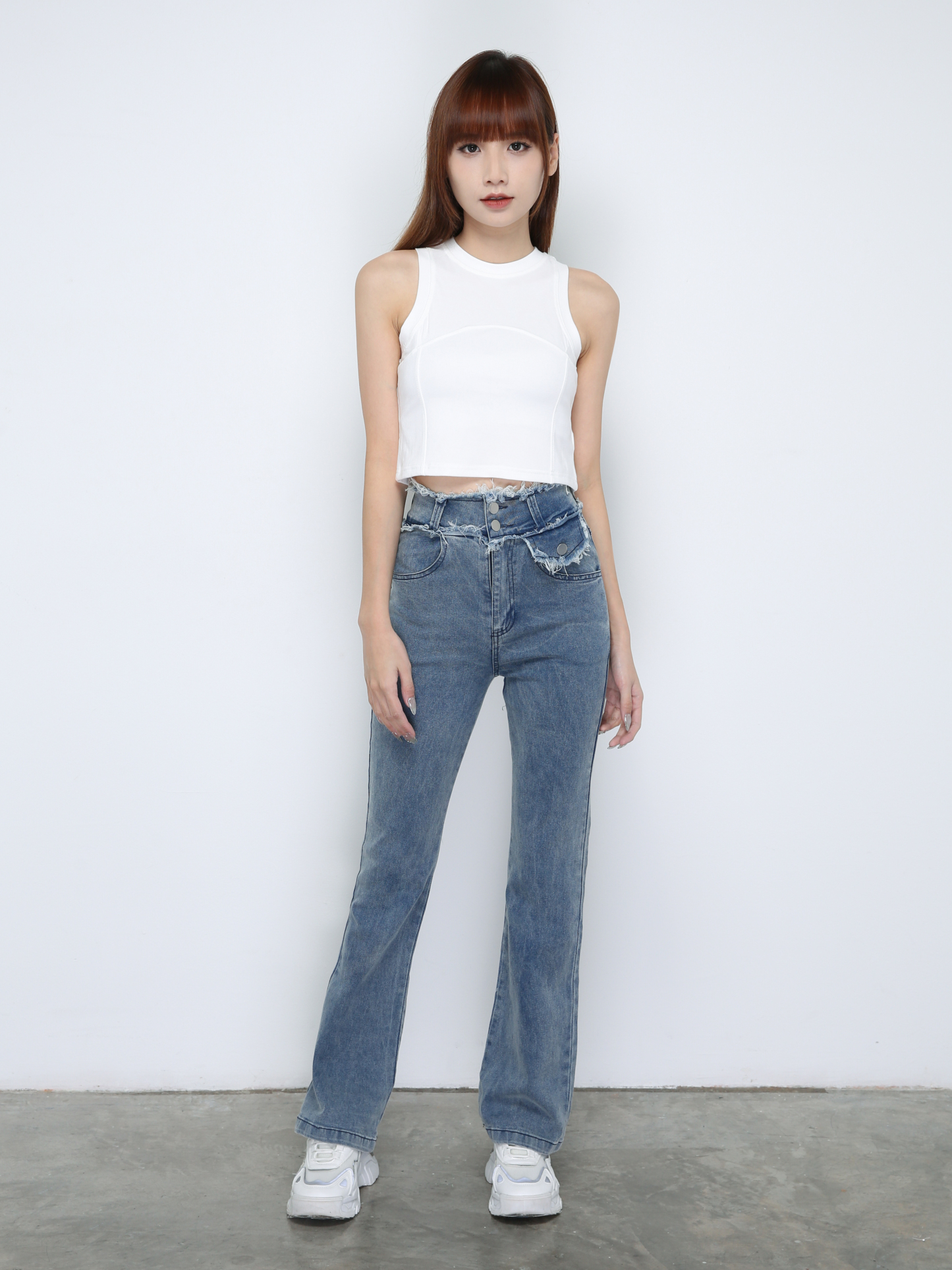 Sleeveless Crop Top 33341