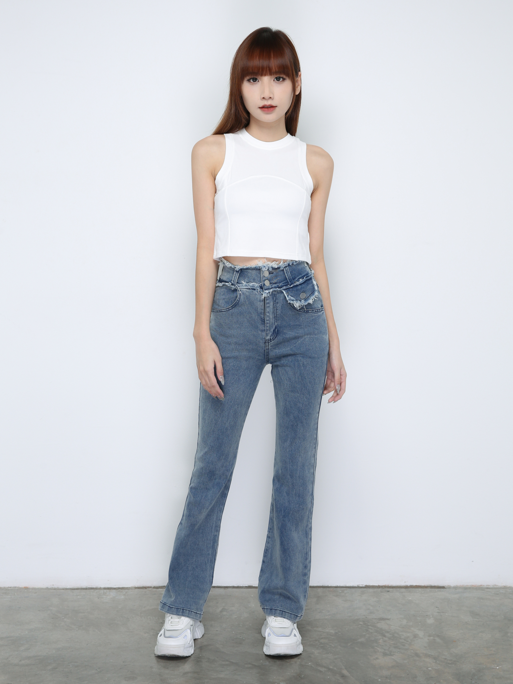 Sleeveless Crop Top 33341