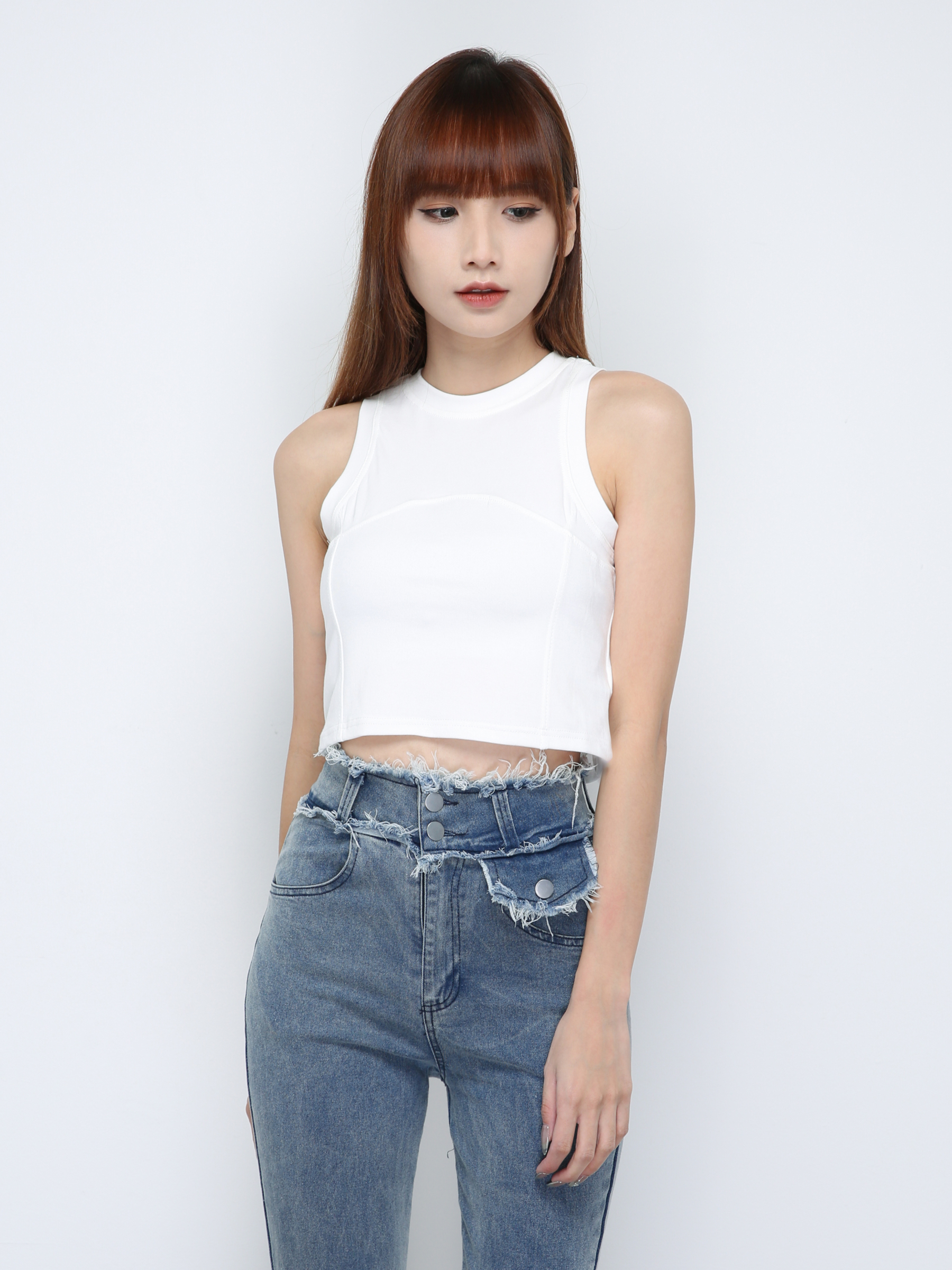 Sleeveless Crop Top 33341