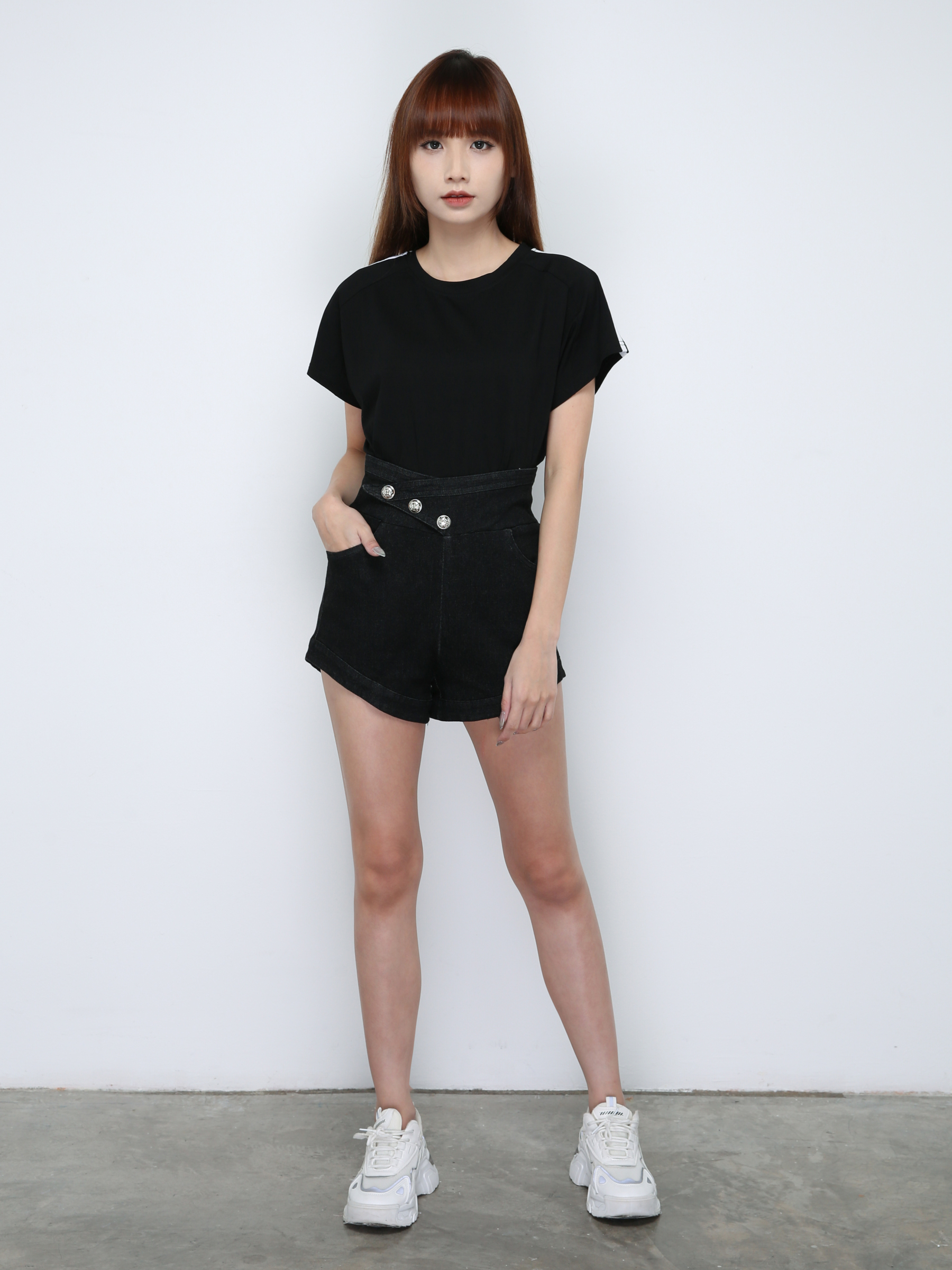 Denim Back Zip Front Button Short Pant 29381