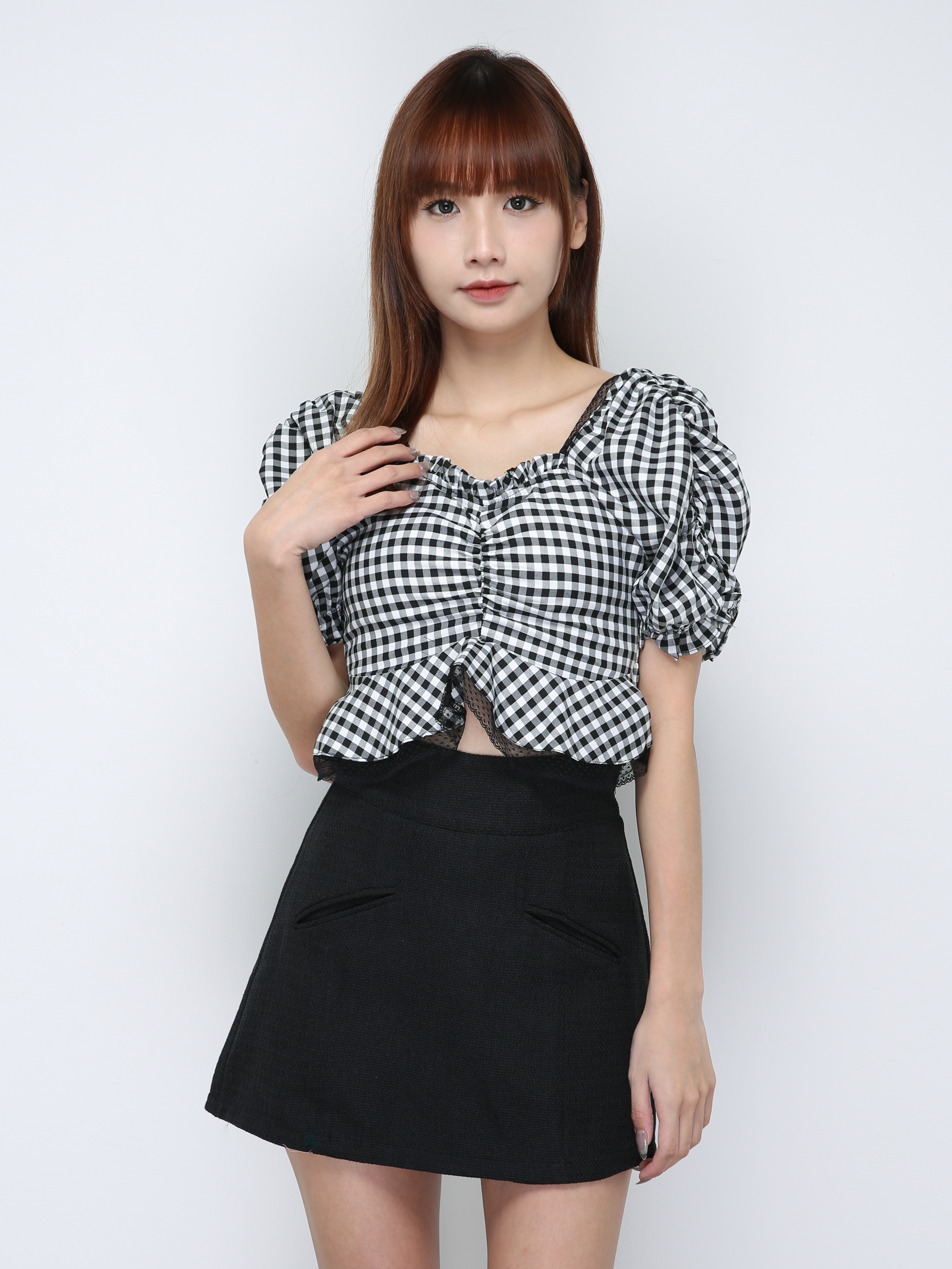 Back Zip Front Pocket Short Pant 29343