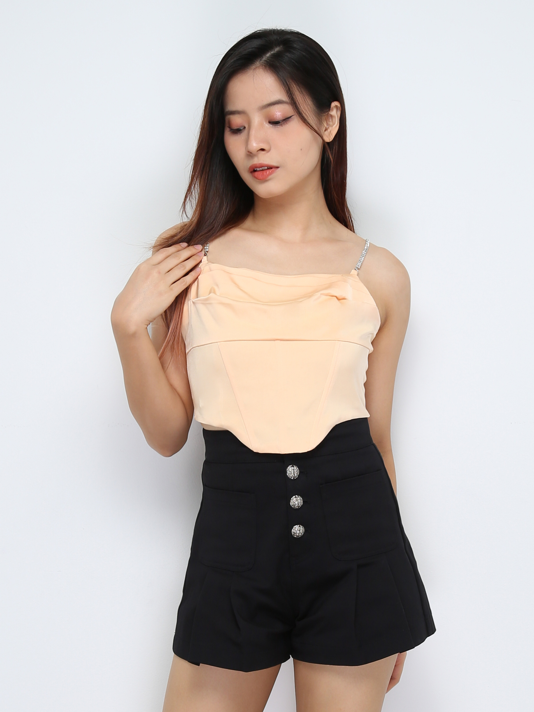 Decorative Diamond Strap With Pleated Back Zip Top 28345