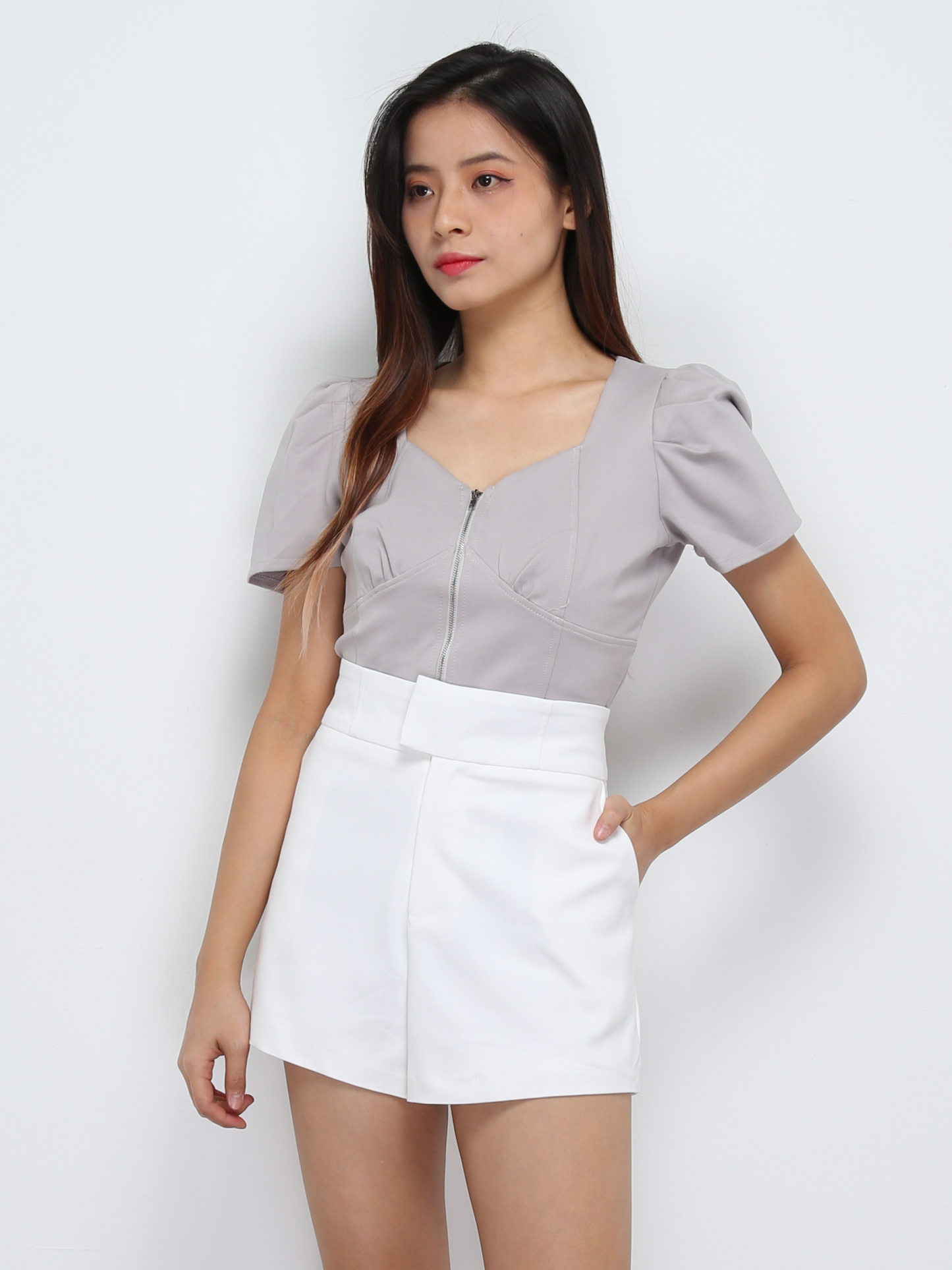 Sweetheart Neckline Short Sleeve Top 29261