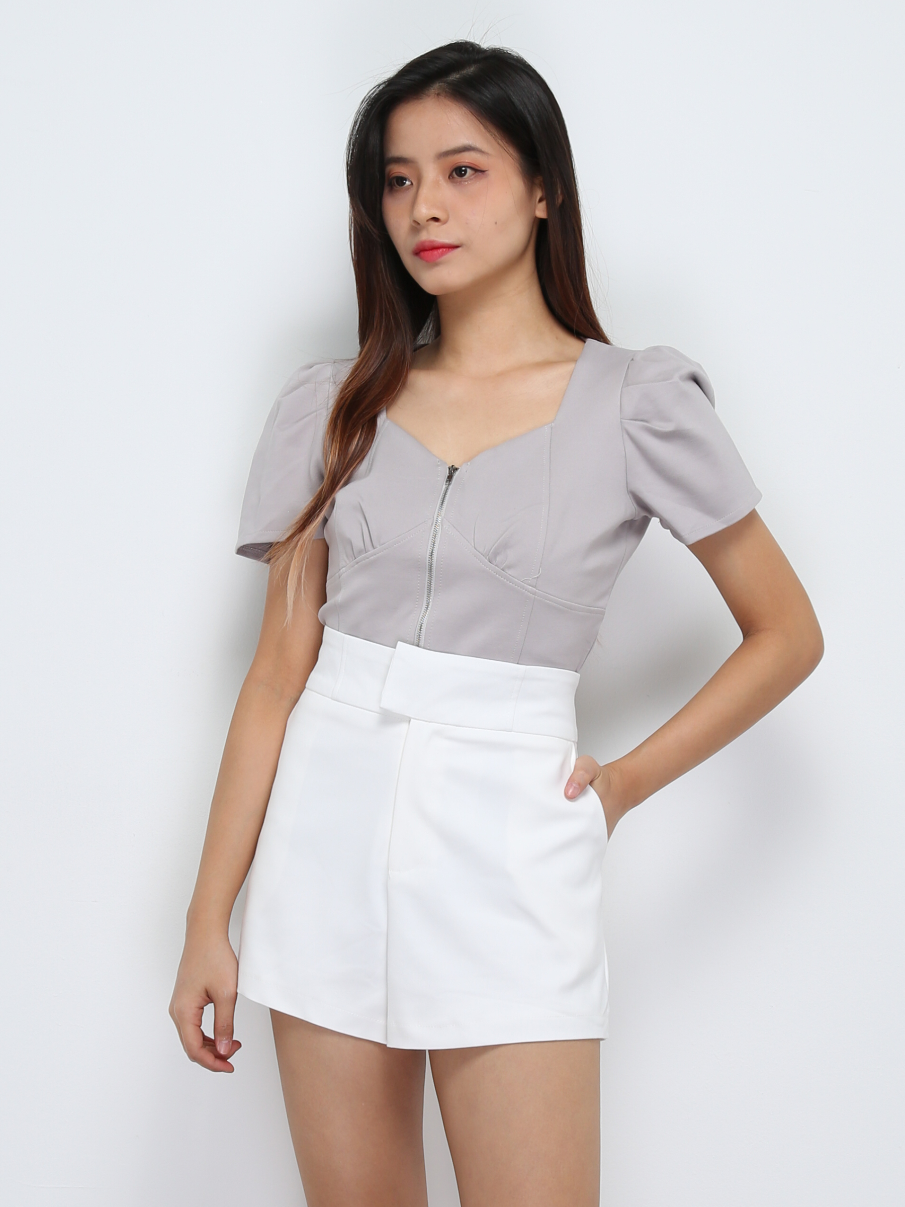 Sweetheart Neckline Short Sleeve Top 29261