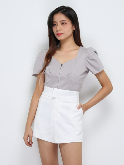 Sweetheart Neckline Short Sleeve Top 29261
