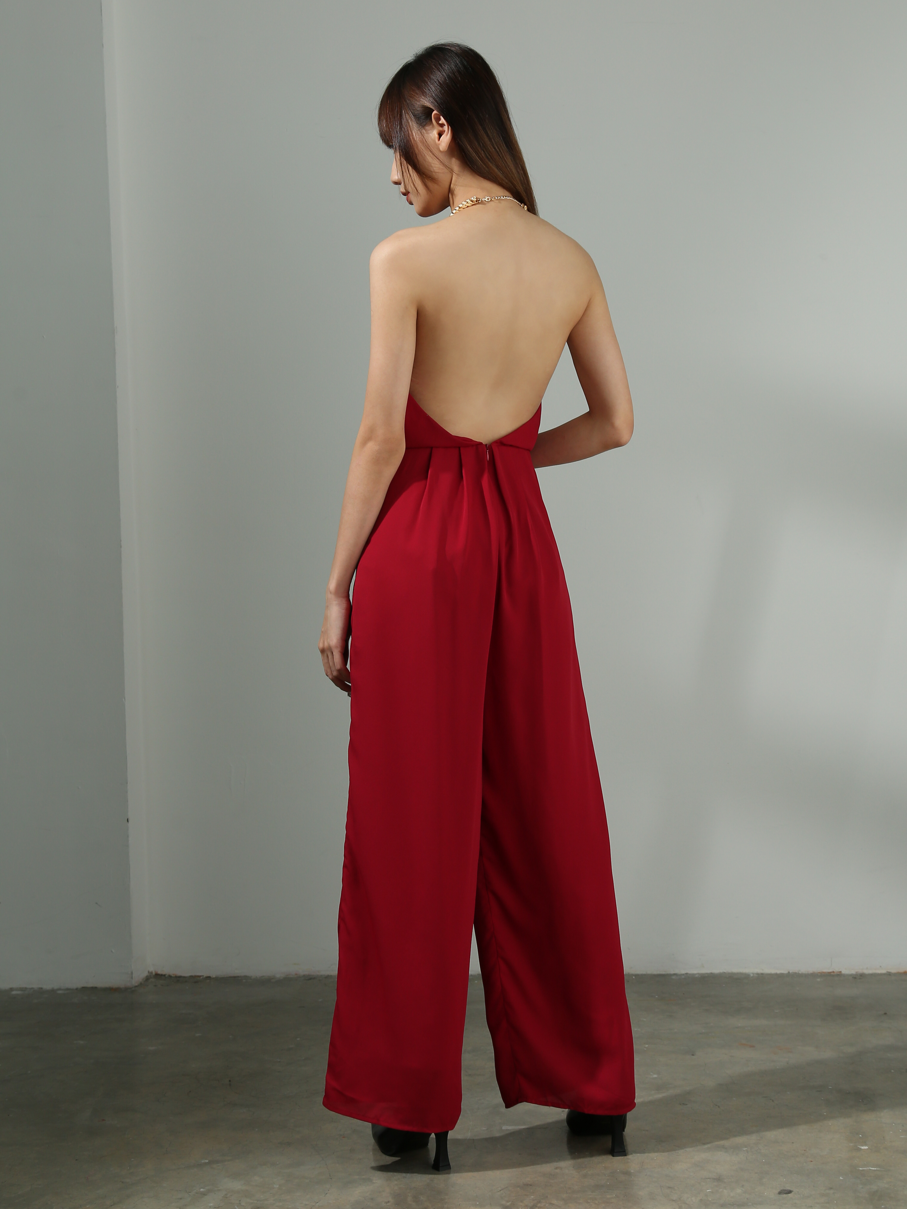 [PREORDER] Halter With Gold Chain Jumpsuit AC720