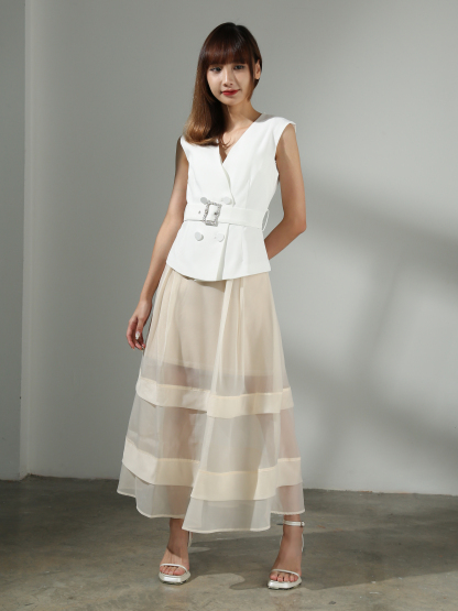 [PREORDER] Sleeveless Front Button With Belt Top AC421