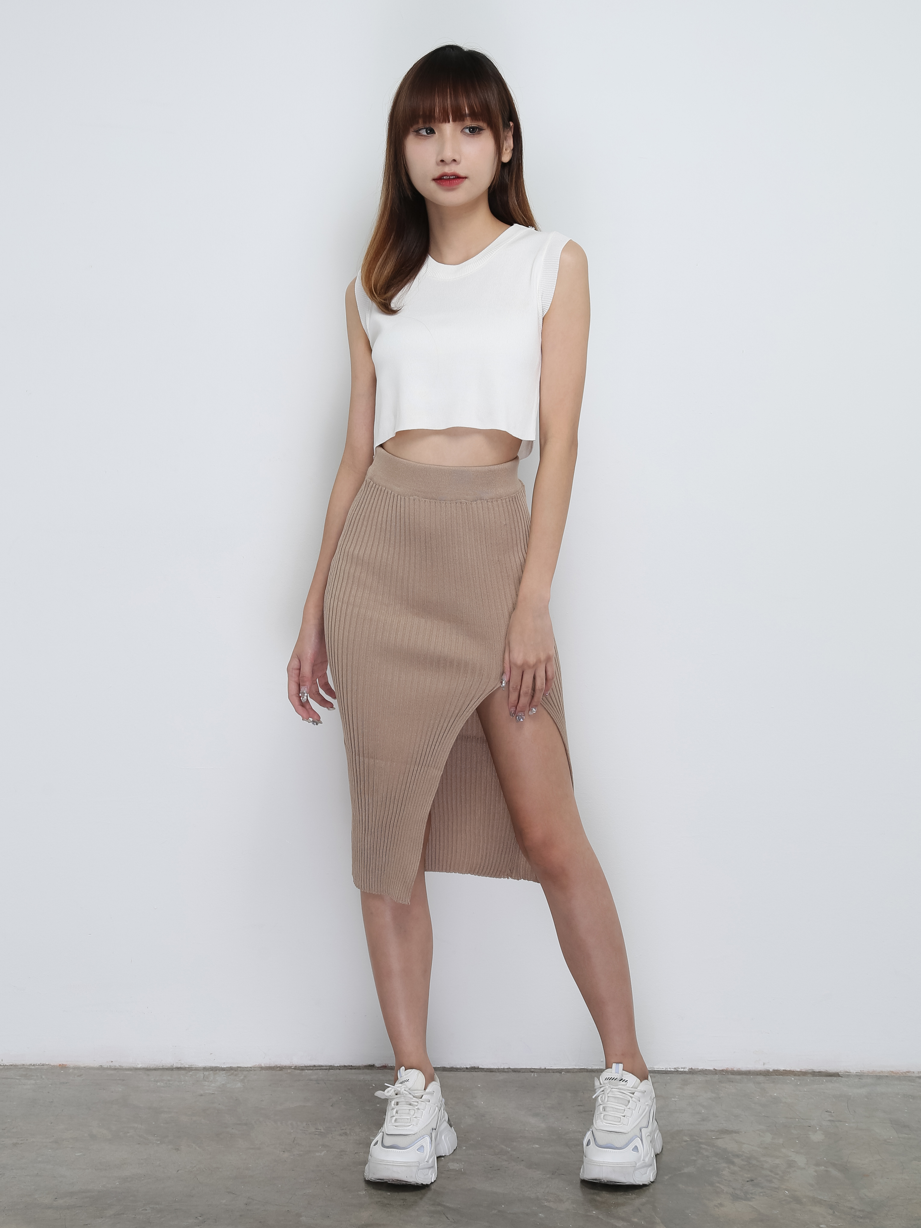 Halter With Diamond Tassel Top 32750