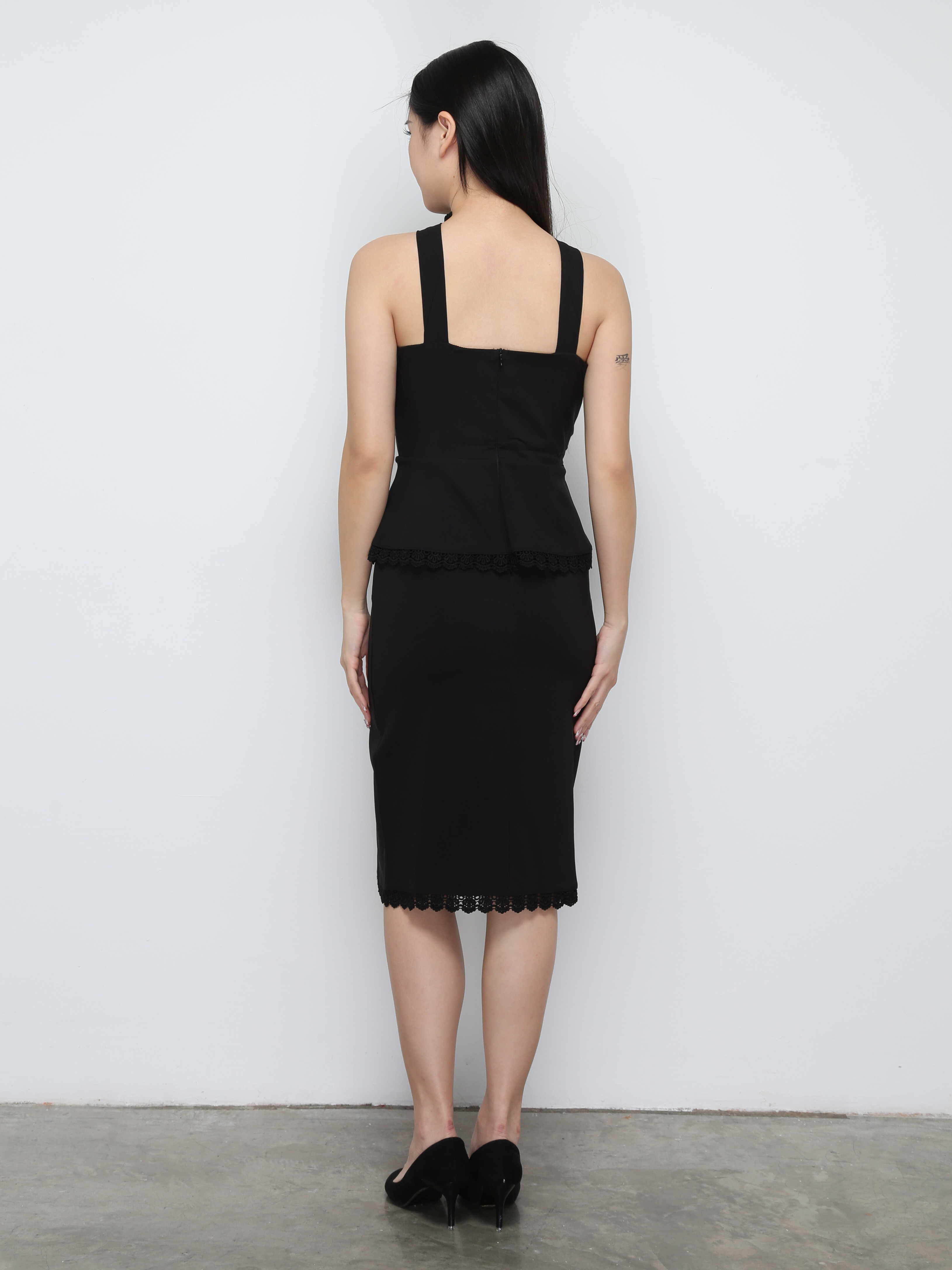 Sleeveless Pleated Dress 29760