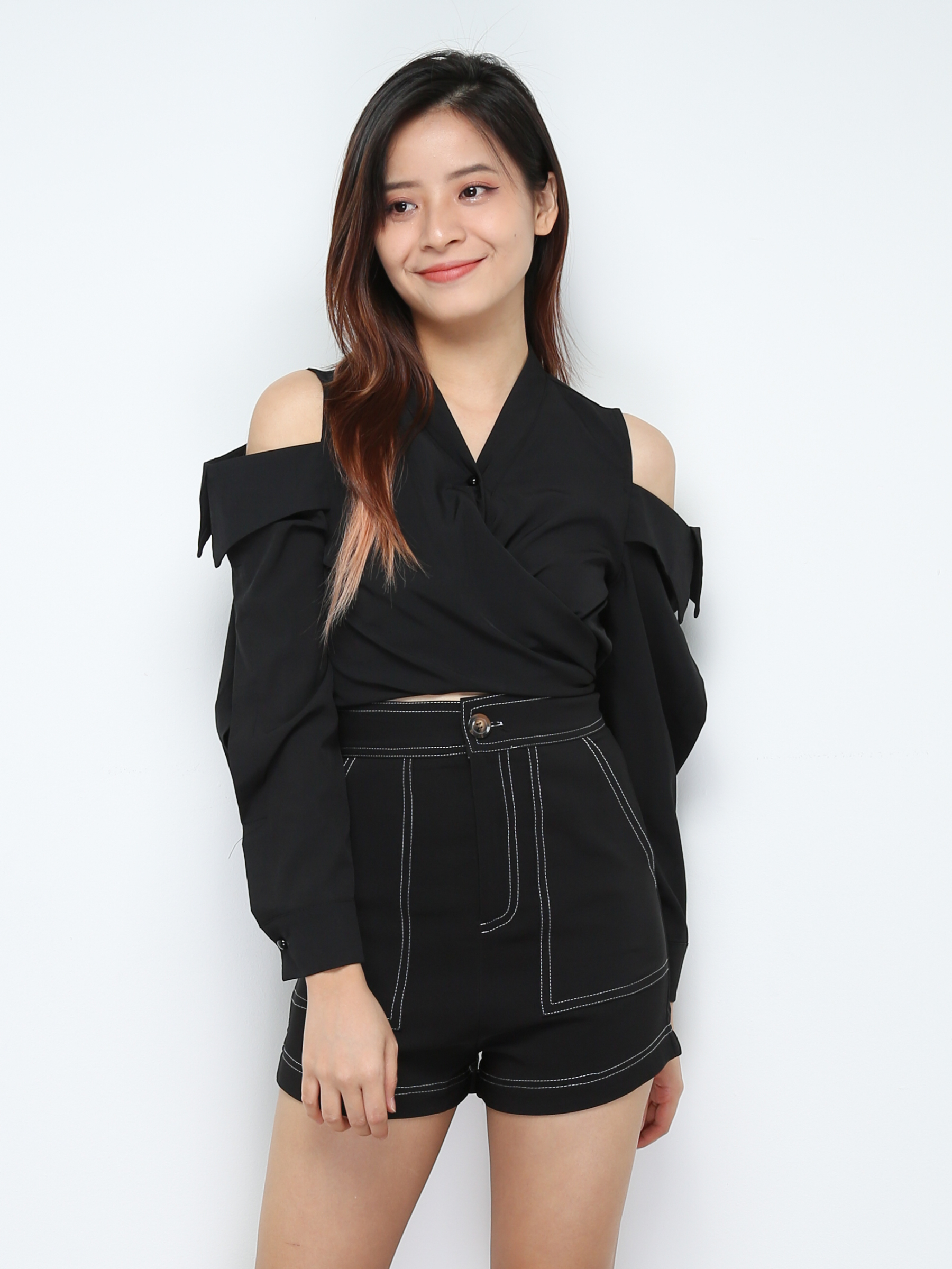 Shoulder Hole Front Tie Up Top 28453