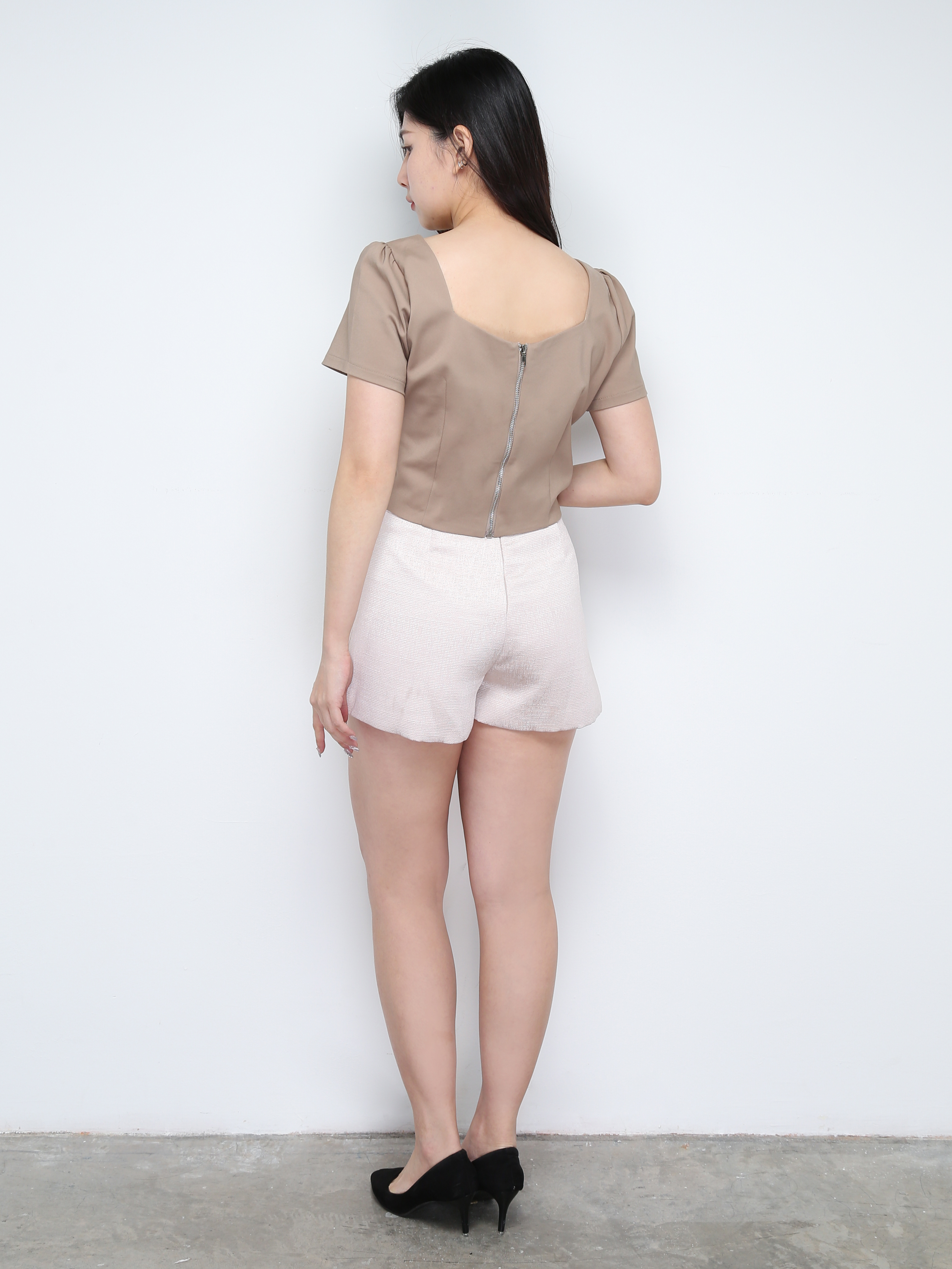 High Waist Back Zip With Lace Short pants 28499