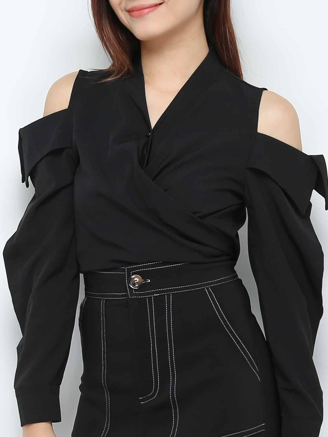 Shoulder Hole Front Tie Up Top 28453