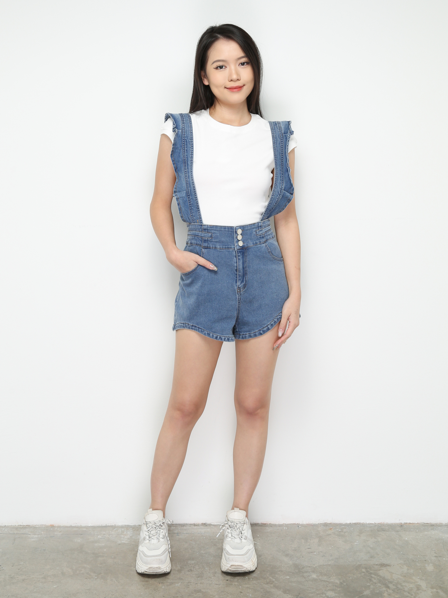 Denim With Strap Short Pants 28920