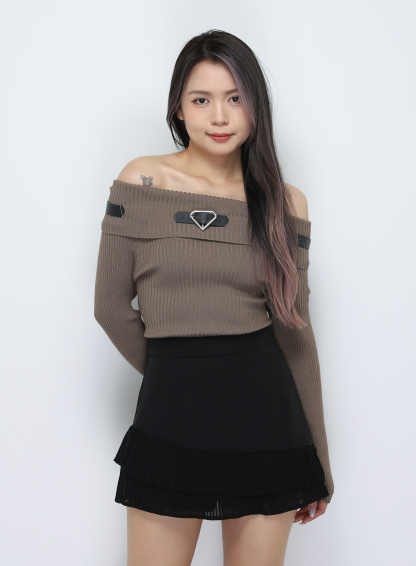 Knitted Off Shoulder With Belt Top 33798