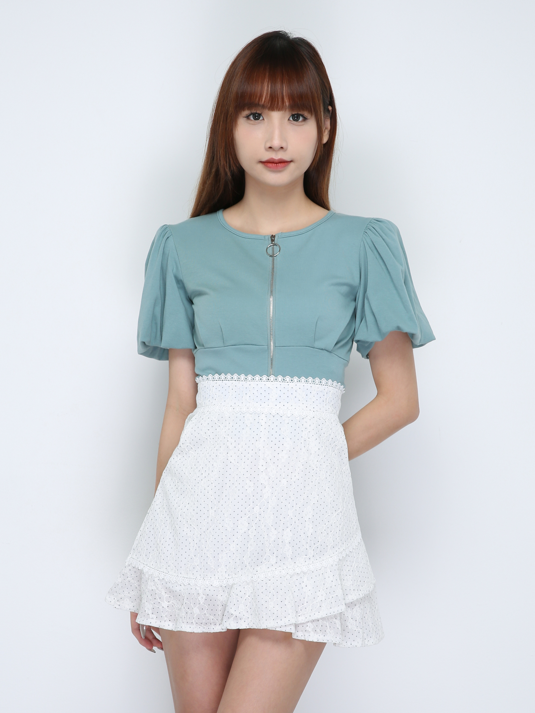 Round Neck Front Zip Puff Sleeve Top 18083