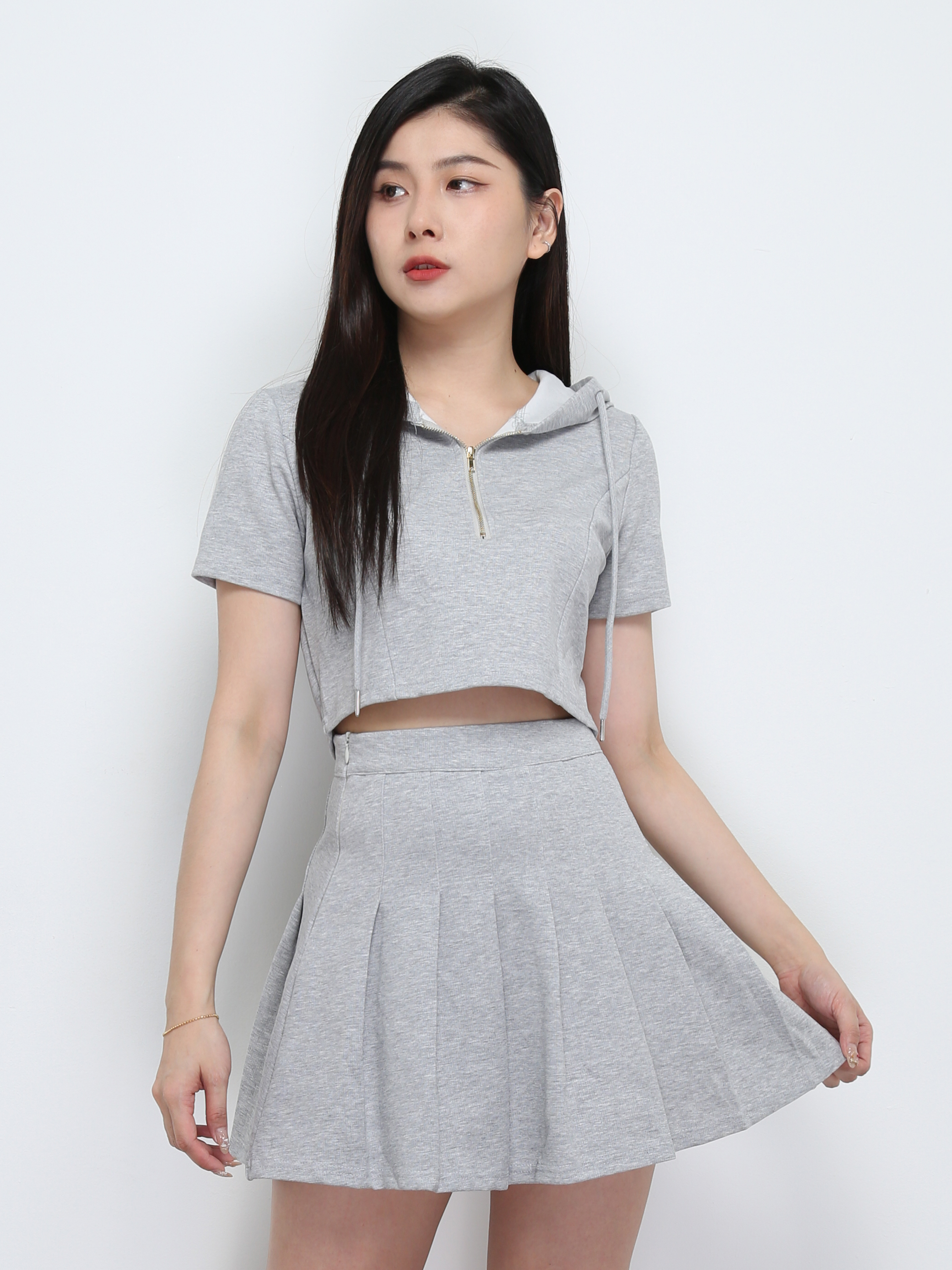 Casual Wear With Cap Top With Pleated Skirt Set 29334