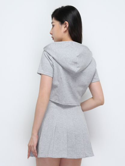 Casual Wear With Cap Top With Pleated Skirt Set 29334