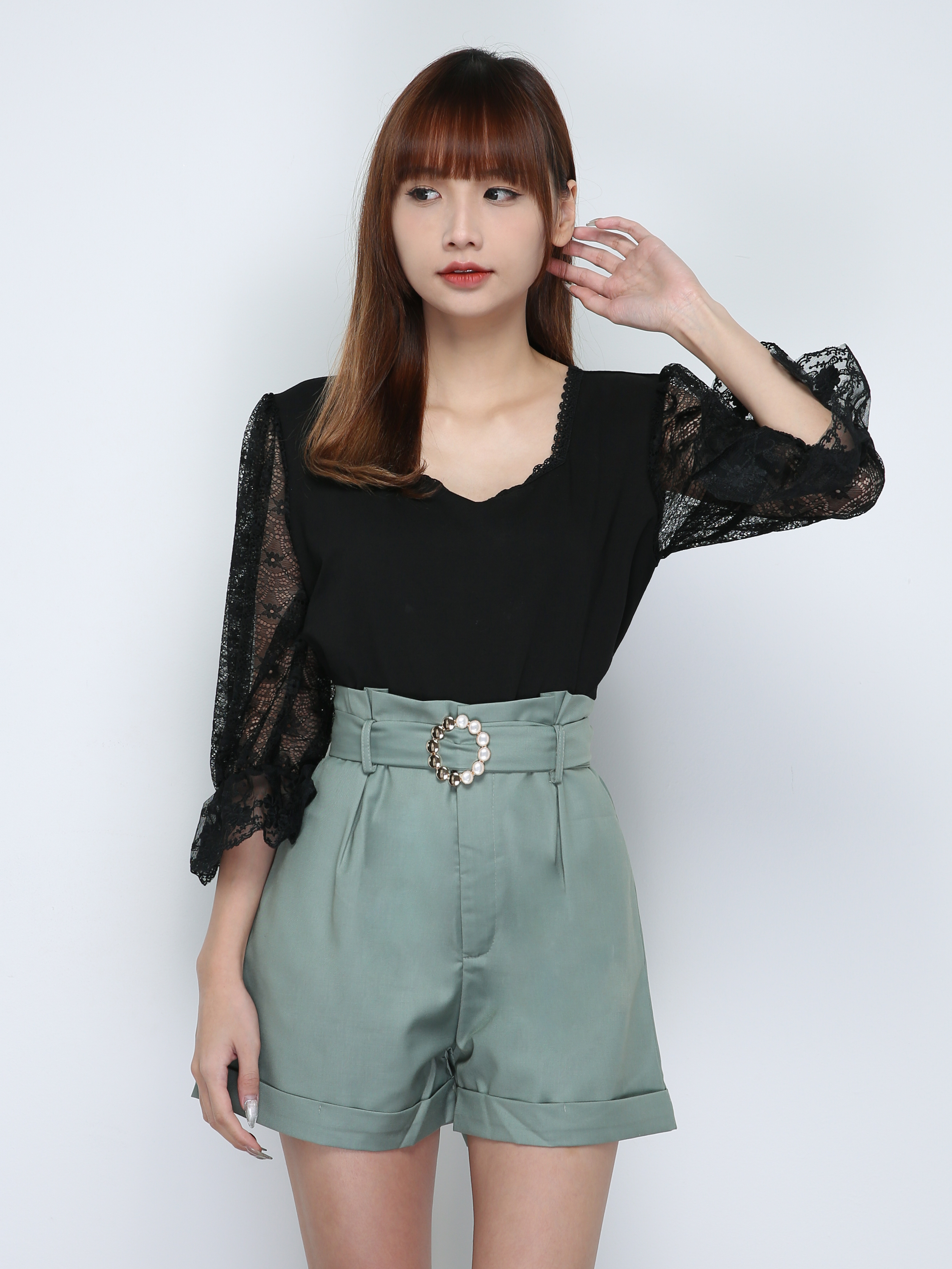 High Waist Plain With Belt Short Pants 18440