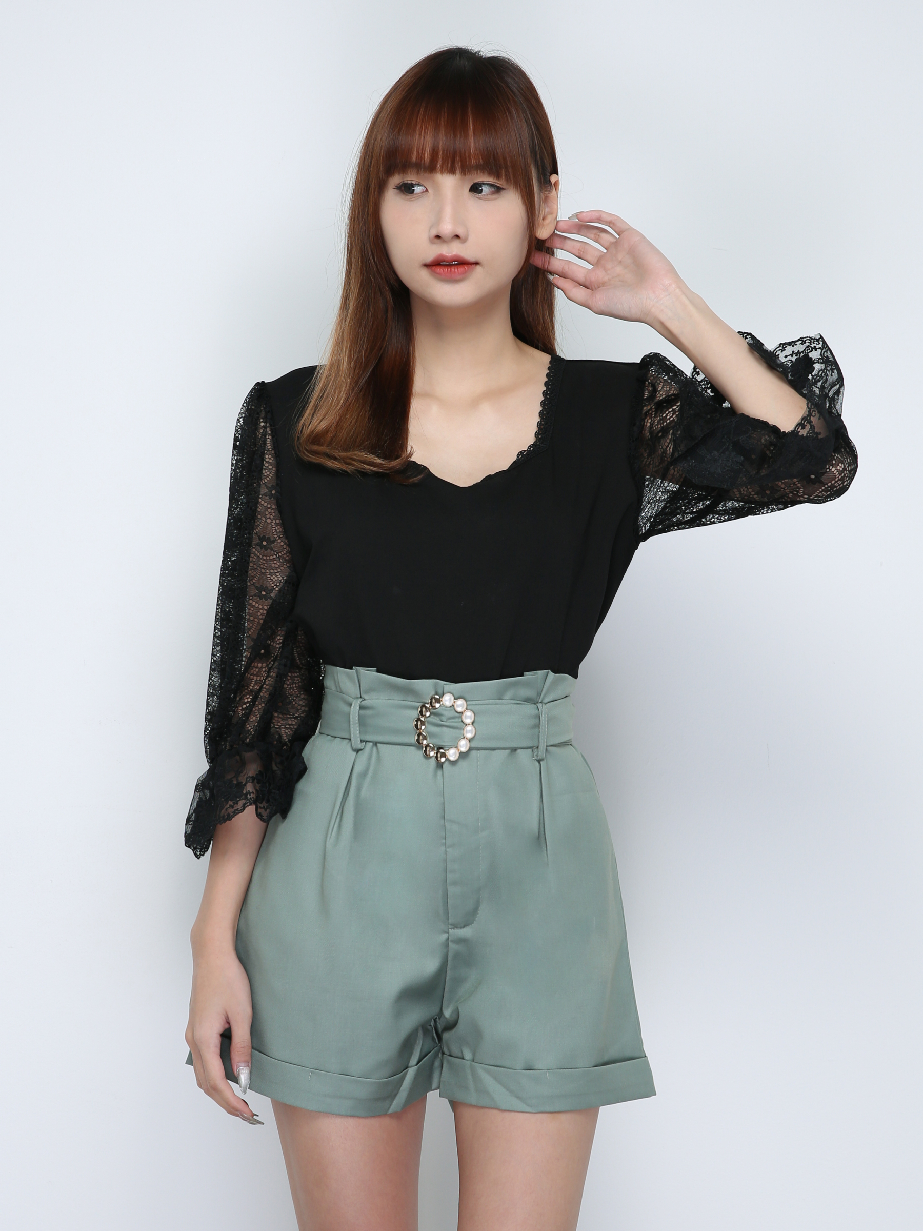 High Waist Plain With Belt Short Pants 18440