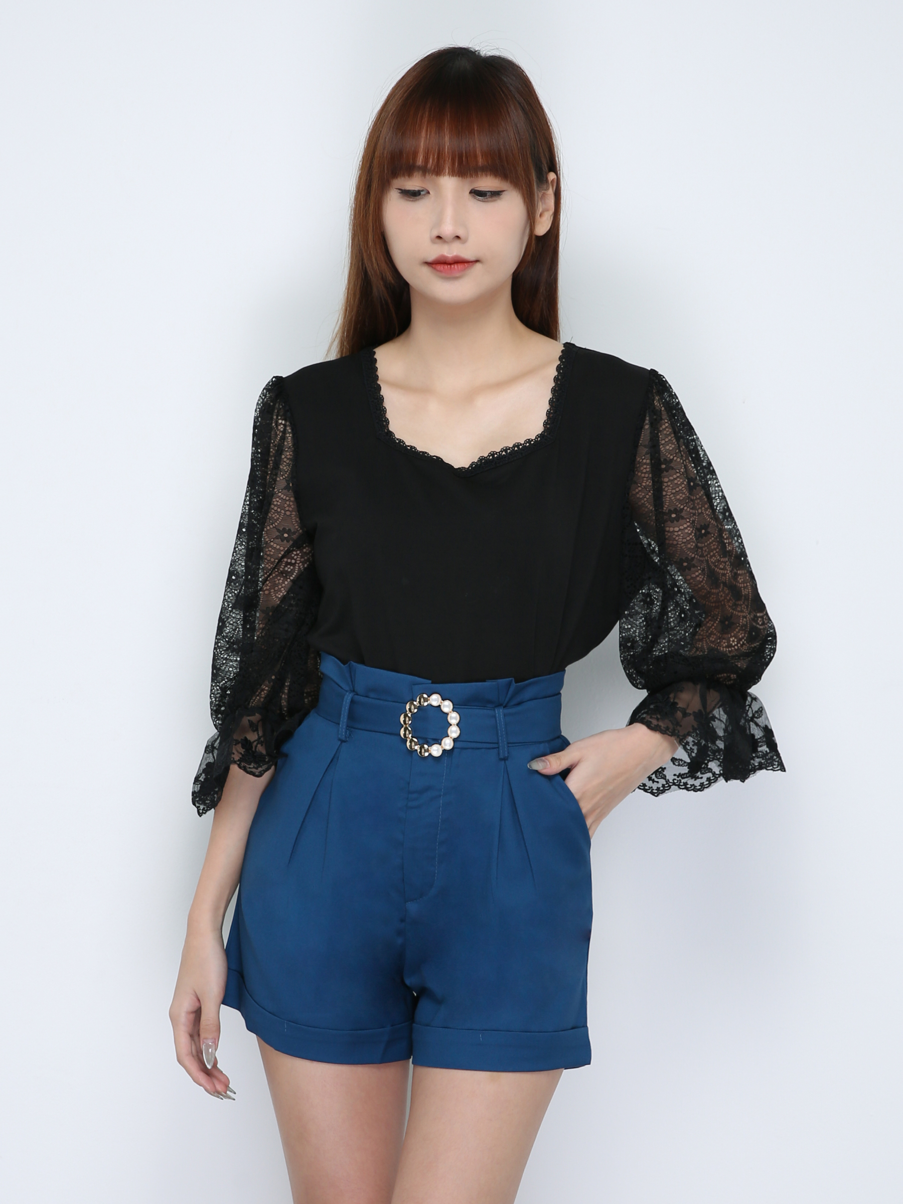 High Waist Plain With Belt Short Pants 18440