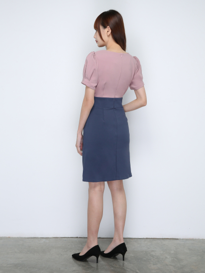 V Neck Waist Pleated Dress 18757