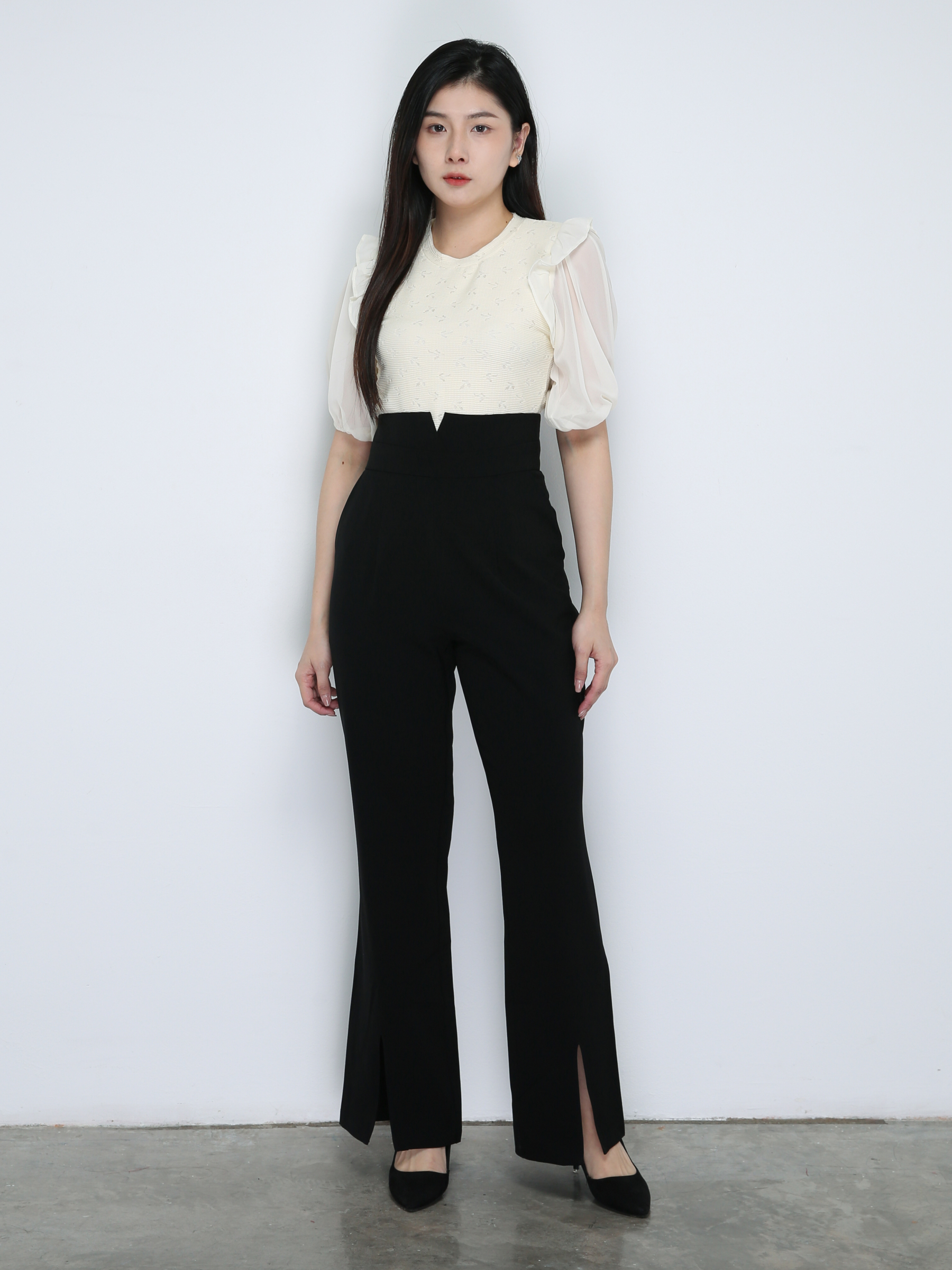 Puff Eyelet Top 18813