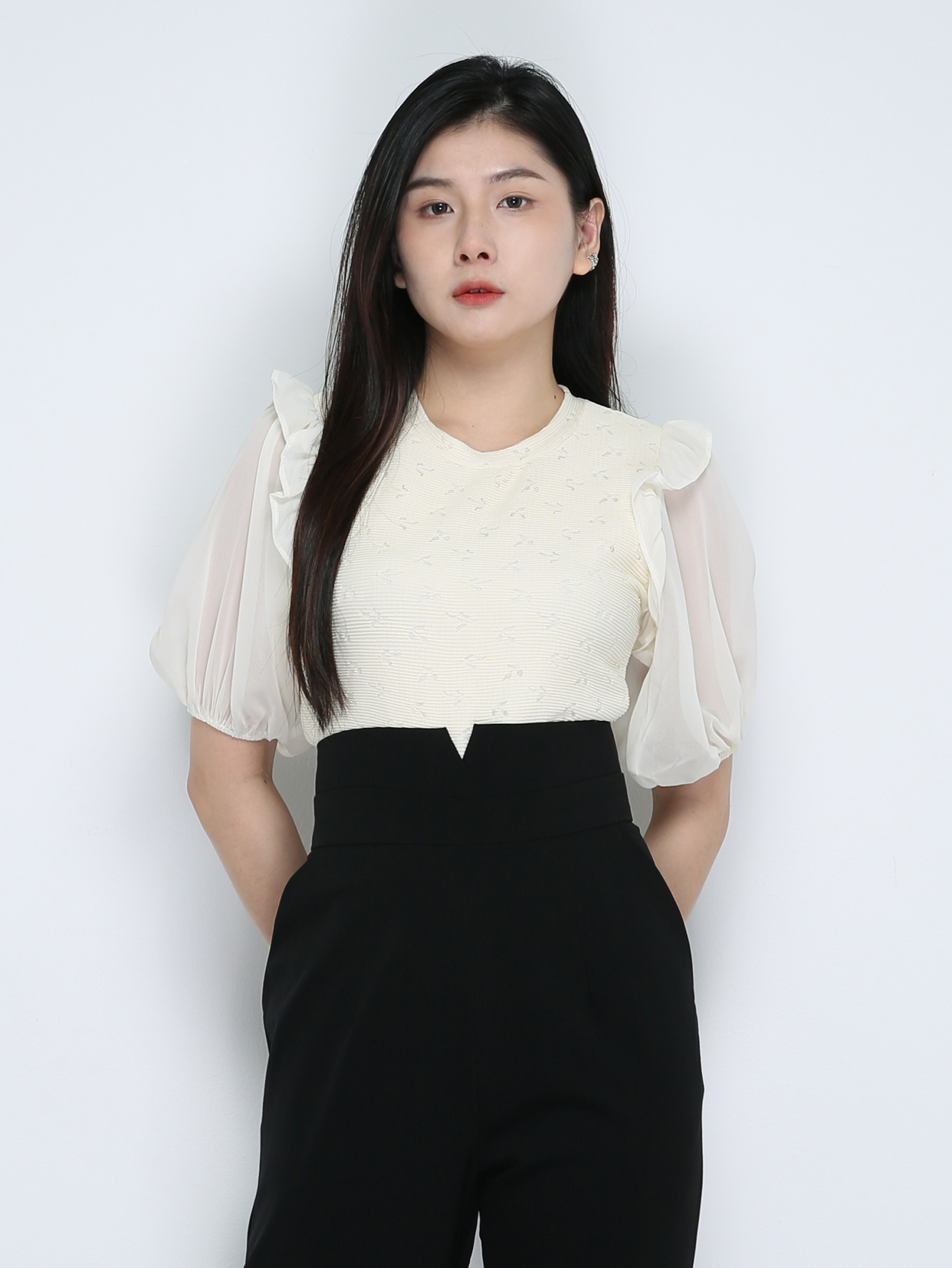 Puff Eyelet Top 18813