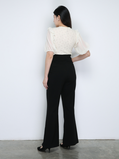 Puff Eyelet Top 18813
