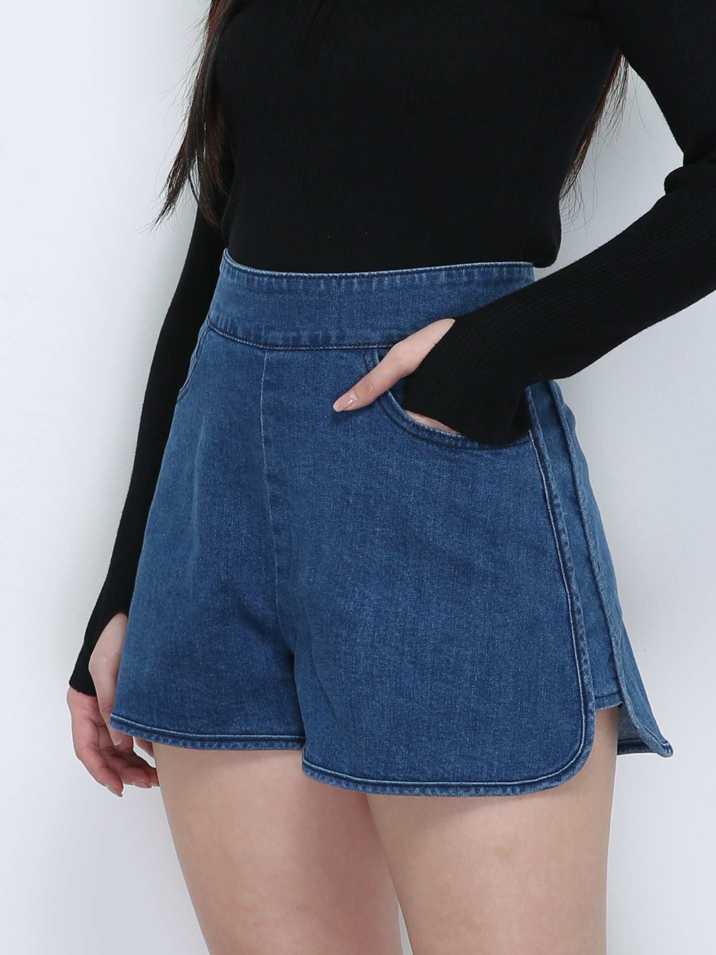 Denim Back Zip Short Pants 18848