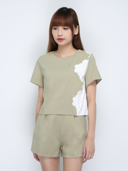 Two Tone Flower Set 18674