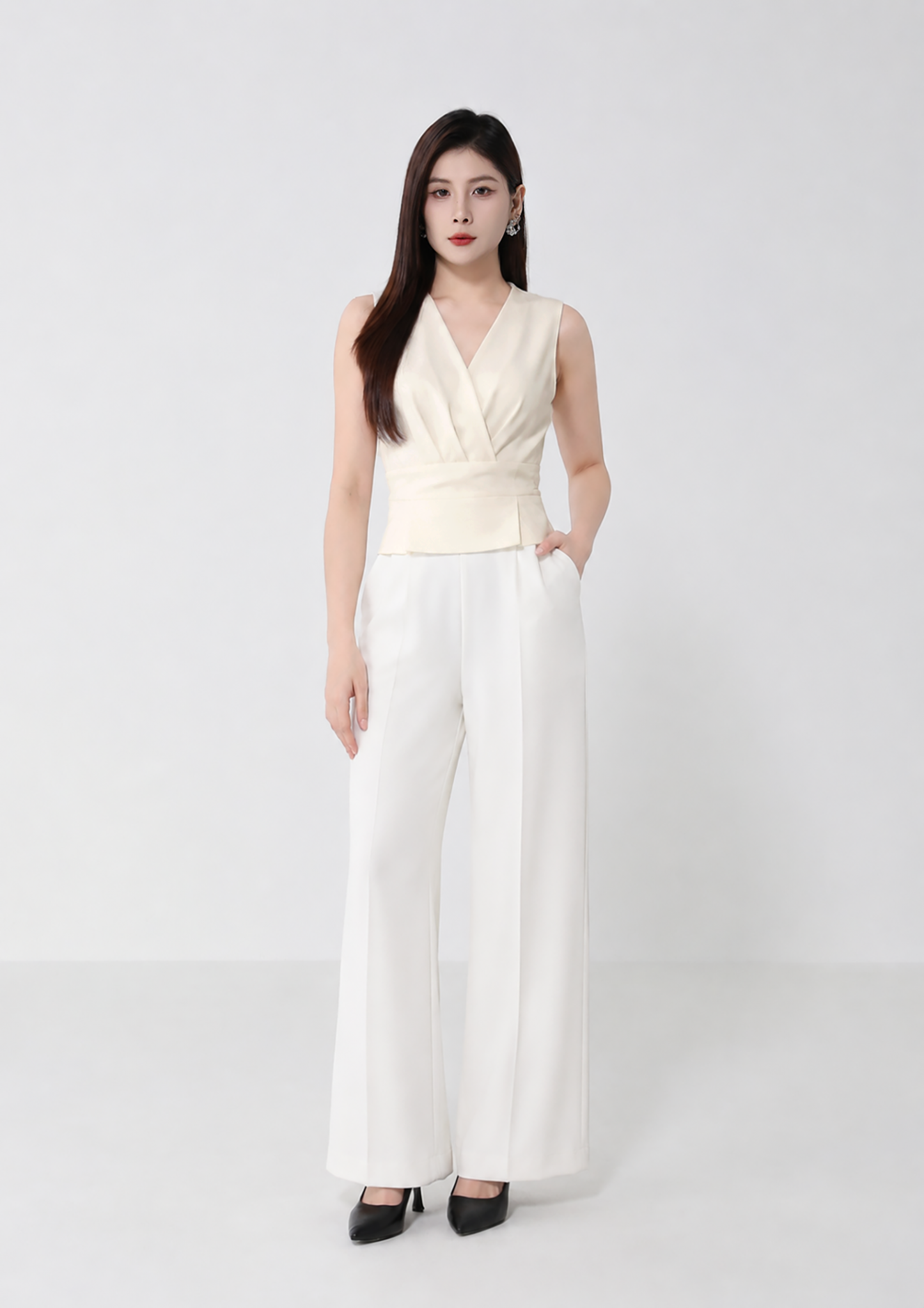Wrap V-Neck Sleeveless Top DJ281