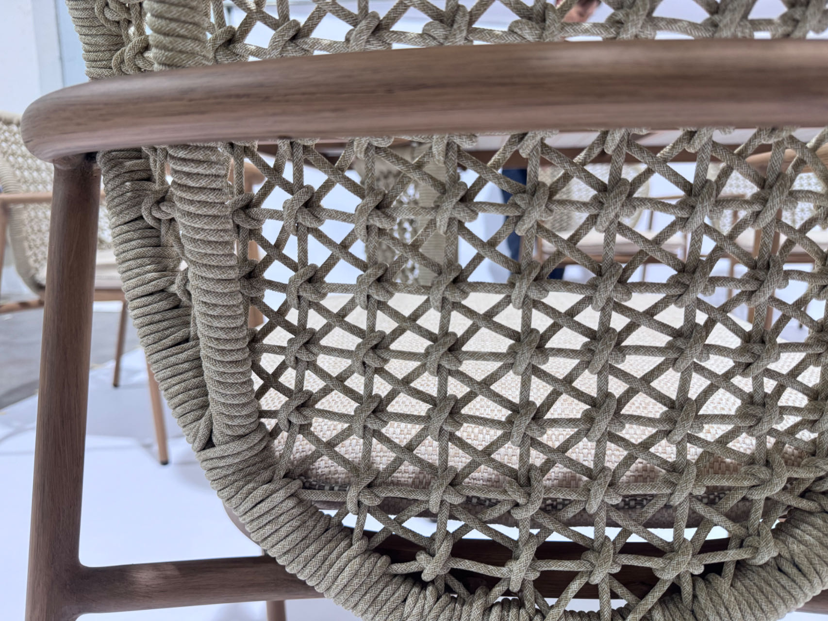 TR12006 Trasa Voltron Sunlounger