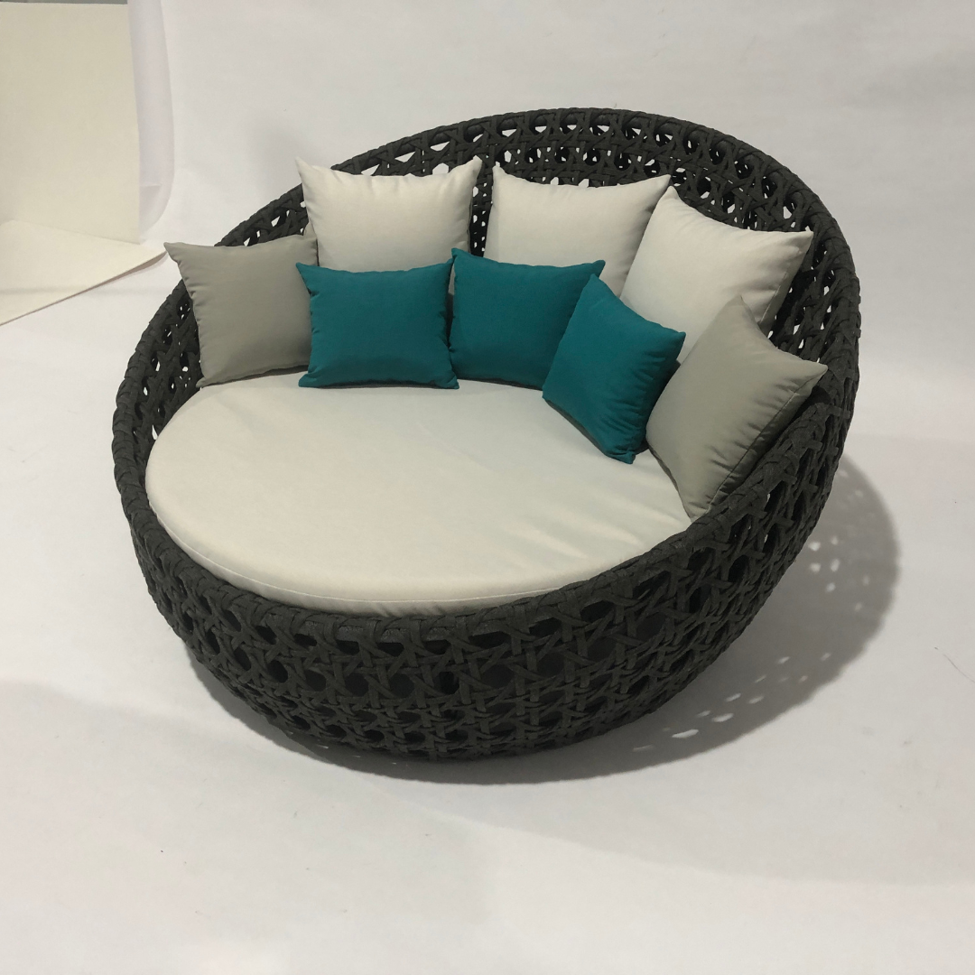 TR10902 Trasa Glider Swing Chair