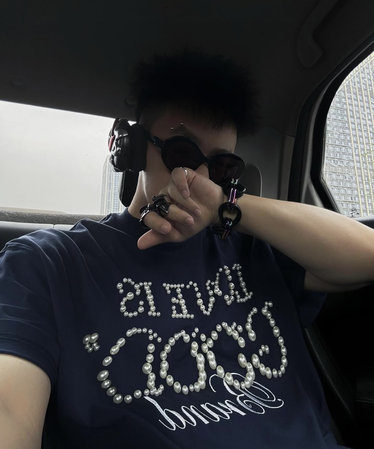 GOODBRAND Love is Good Pearl Oversized Tee Red