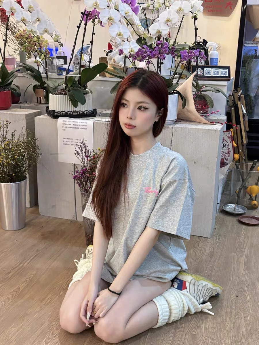 Remedy Crew Signature Logo Tee Light Grey