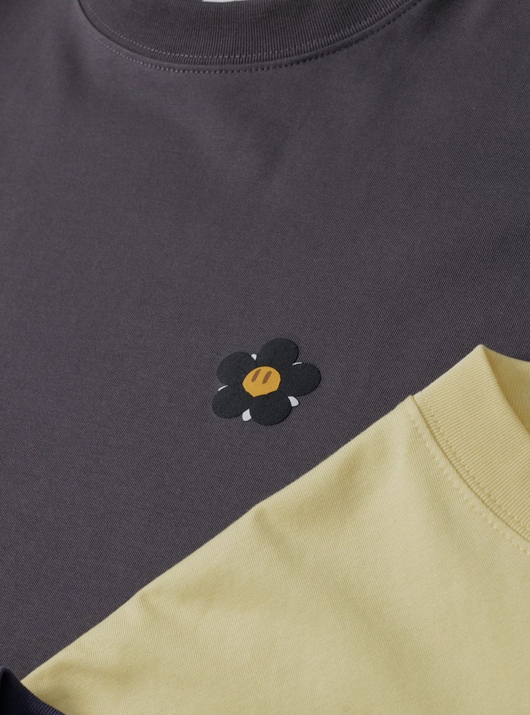 Broshood Daisy Boxy Oversized Tee Dark Grey