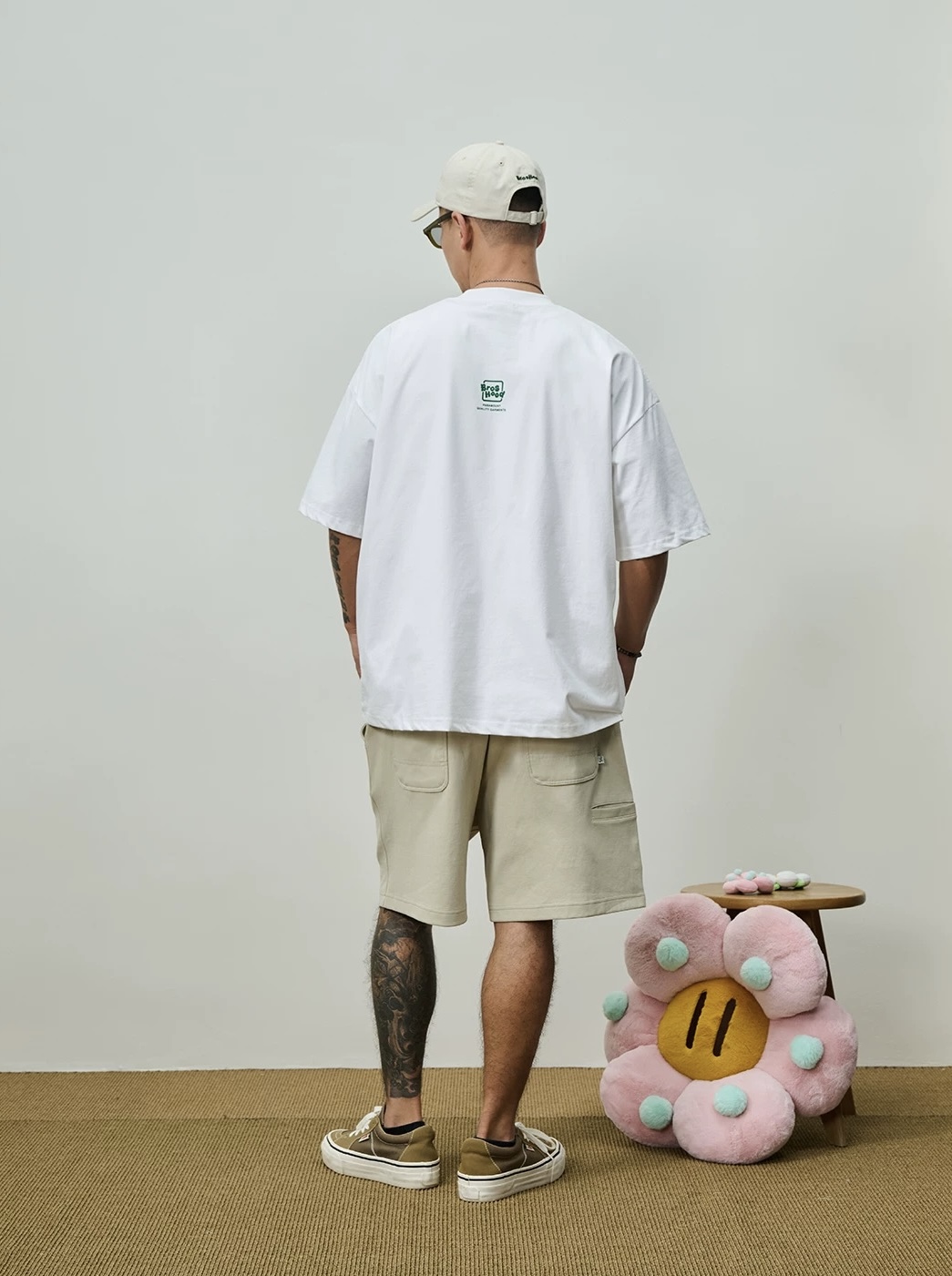 Broshood Daisy Boxy Oversized Tee White