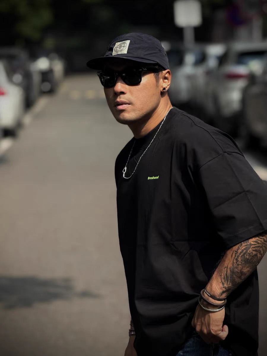 Broshood Classic Logo Boxy Oversized Tee Black