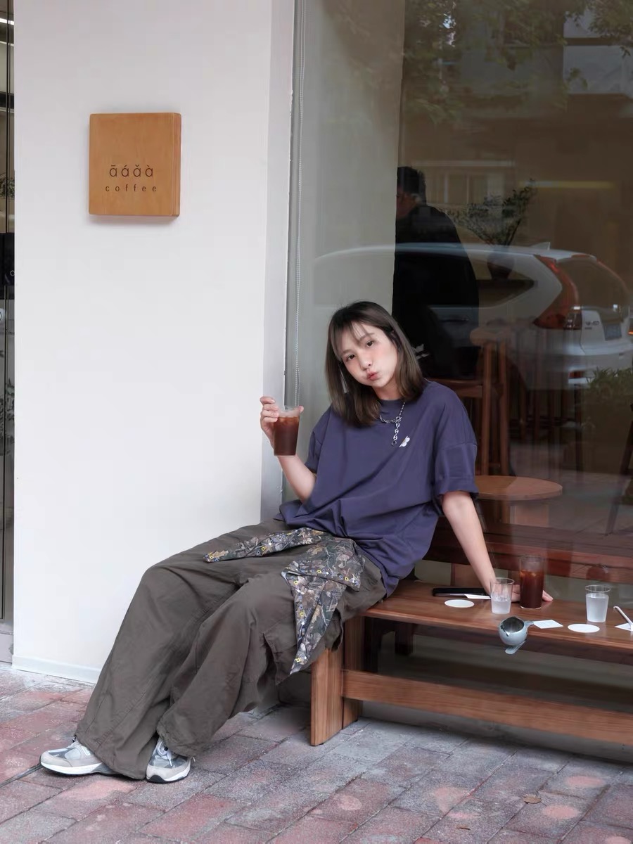 Broshood Daisy Boxy Oversized Tee Dark Purple